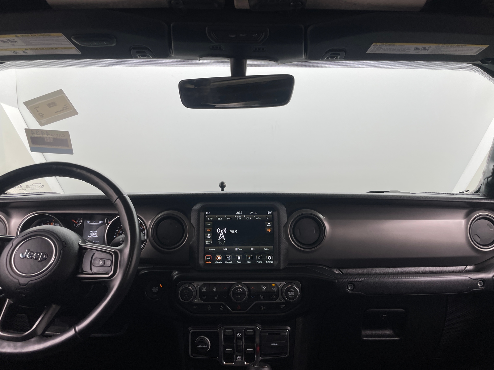 Thumbnail: 2022 Jeep Gladiator - 3