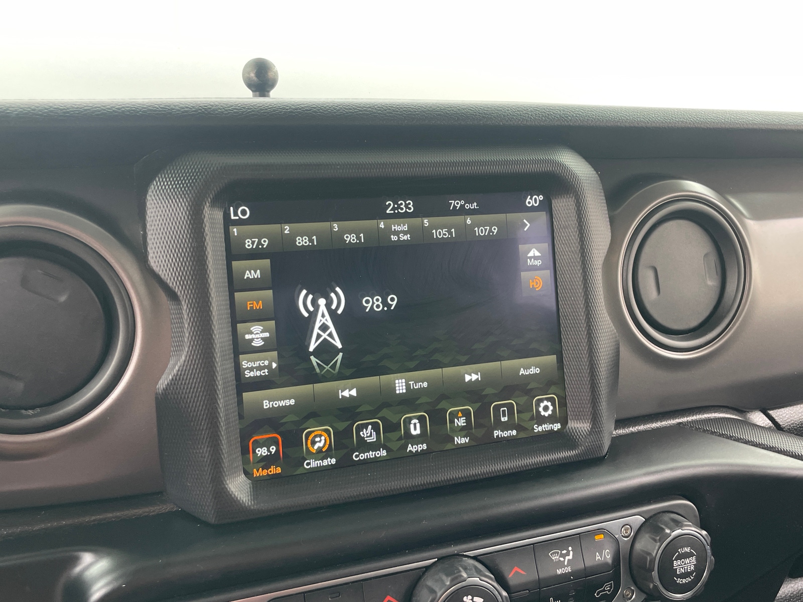 Thumbnail: 2022 Jeep Gladiator - 4
