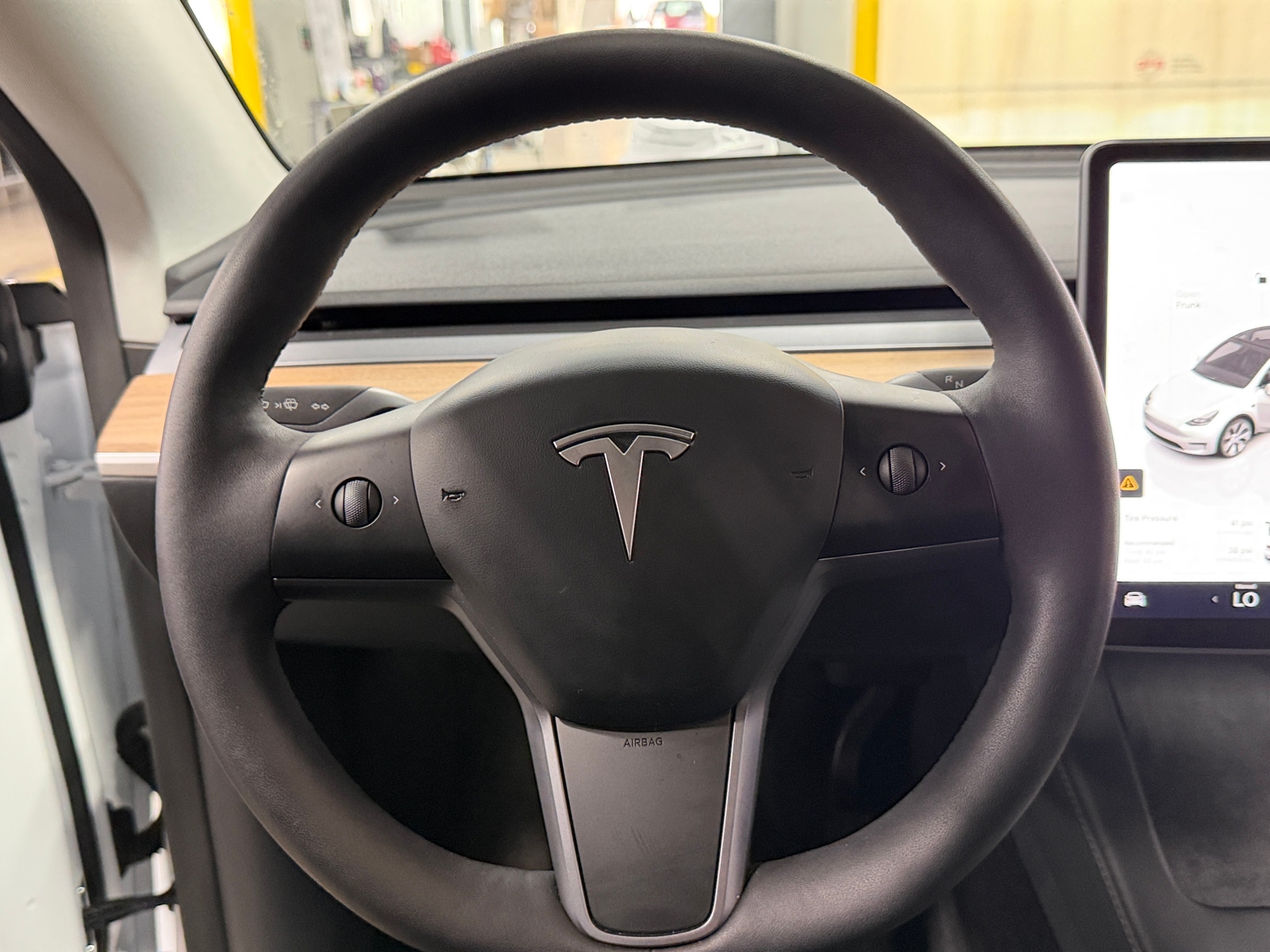 Thumbnail: 2023 Tesla Model Y - 4
