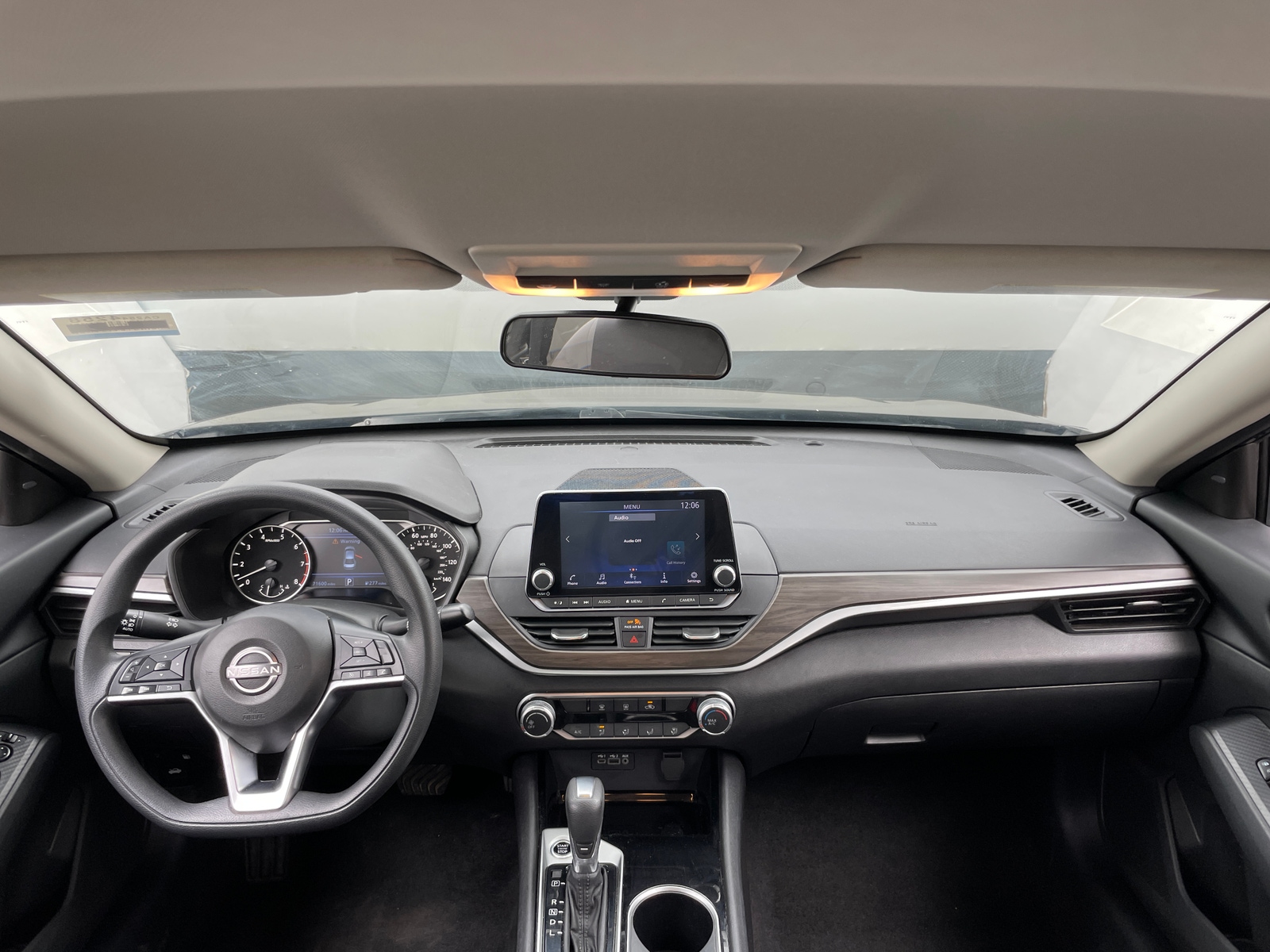 Thumbnail: 2024 Nissan Altima - 3