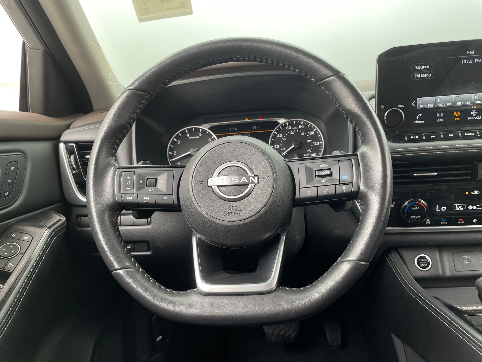 Thumbnail: 2023 Nissan Rogue - 4