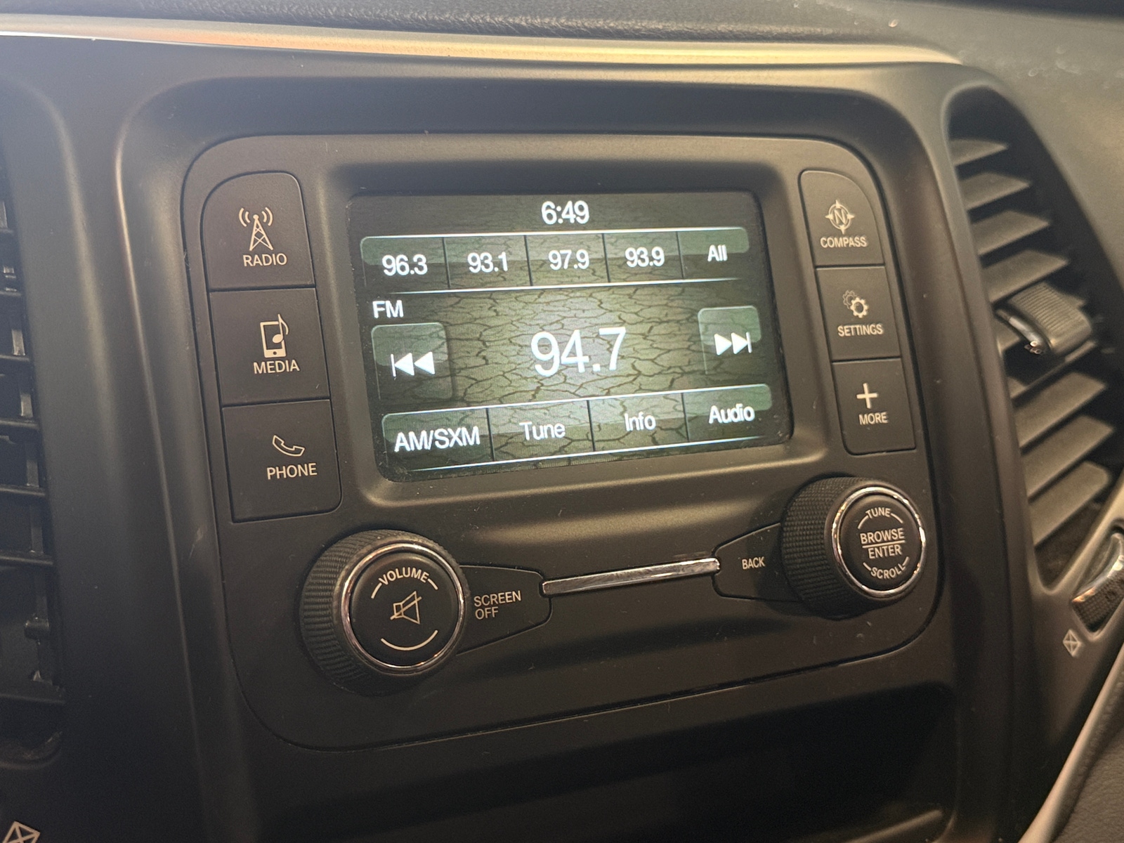 Thumbnail: 2014 Jeep Cherokee - 4
