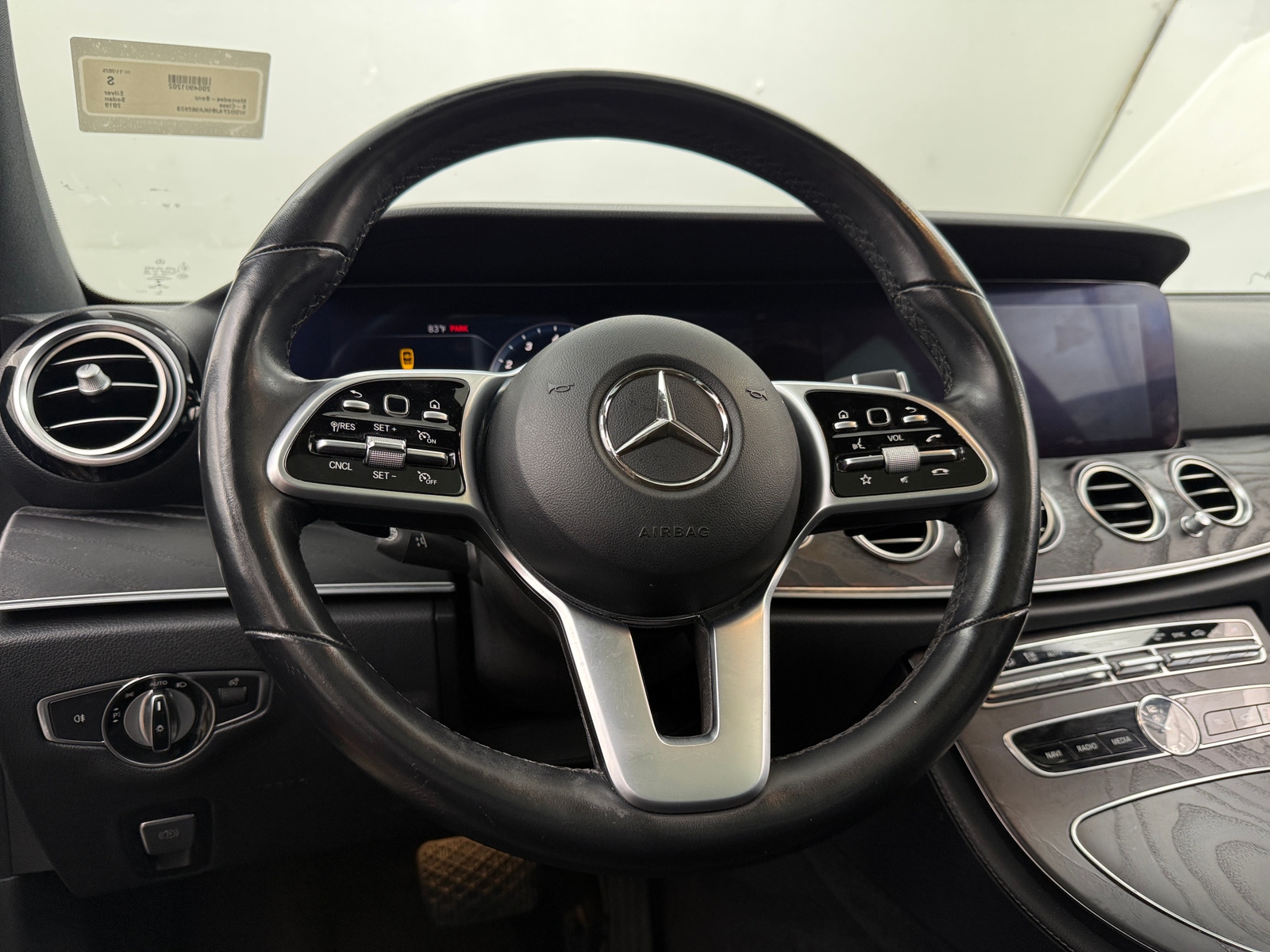 Thumbnail: 2019 Mercedes-Benz E-Class - 4