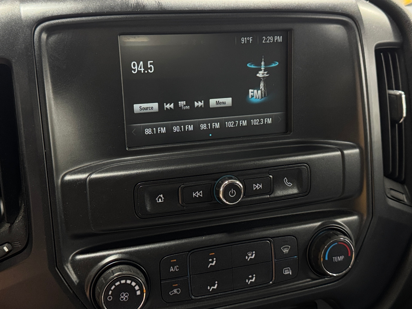 Thumbnail: 2016 Chevrolet Silverado 1500 - 4
