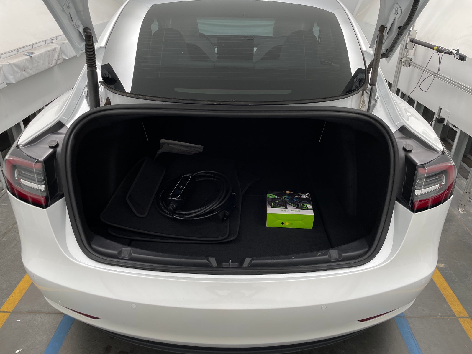 Thumbnail: 2021 Tesla Model 3 - 6