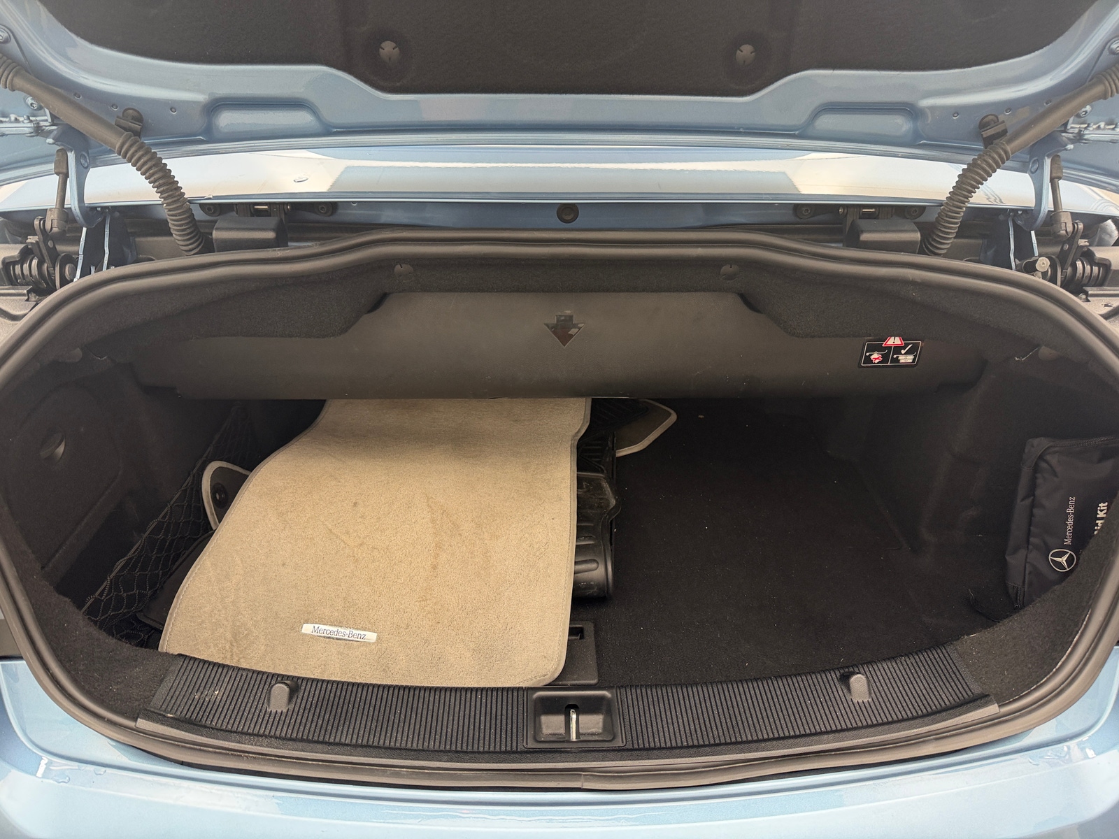 Thumbnail: 2011 Mercedes-Benz E-Class - 6