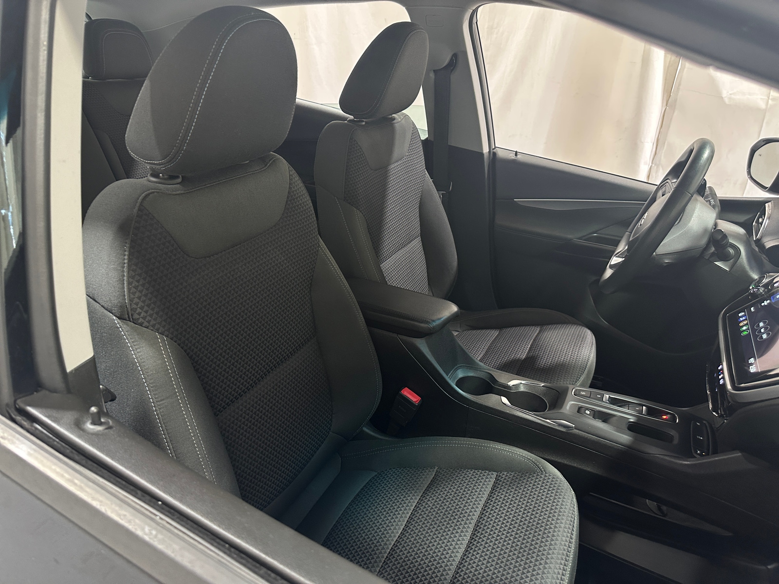 Thumbnail: 2023 Chevrolet Bolt EV - 2