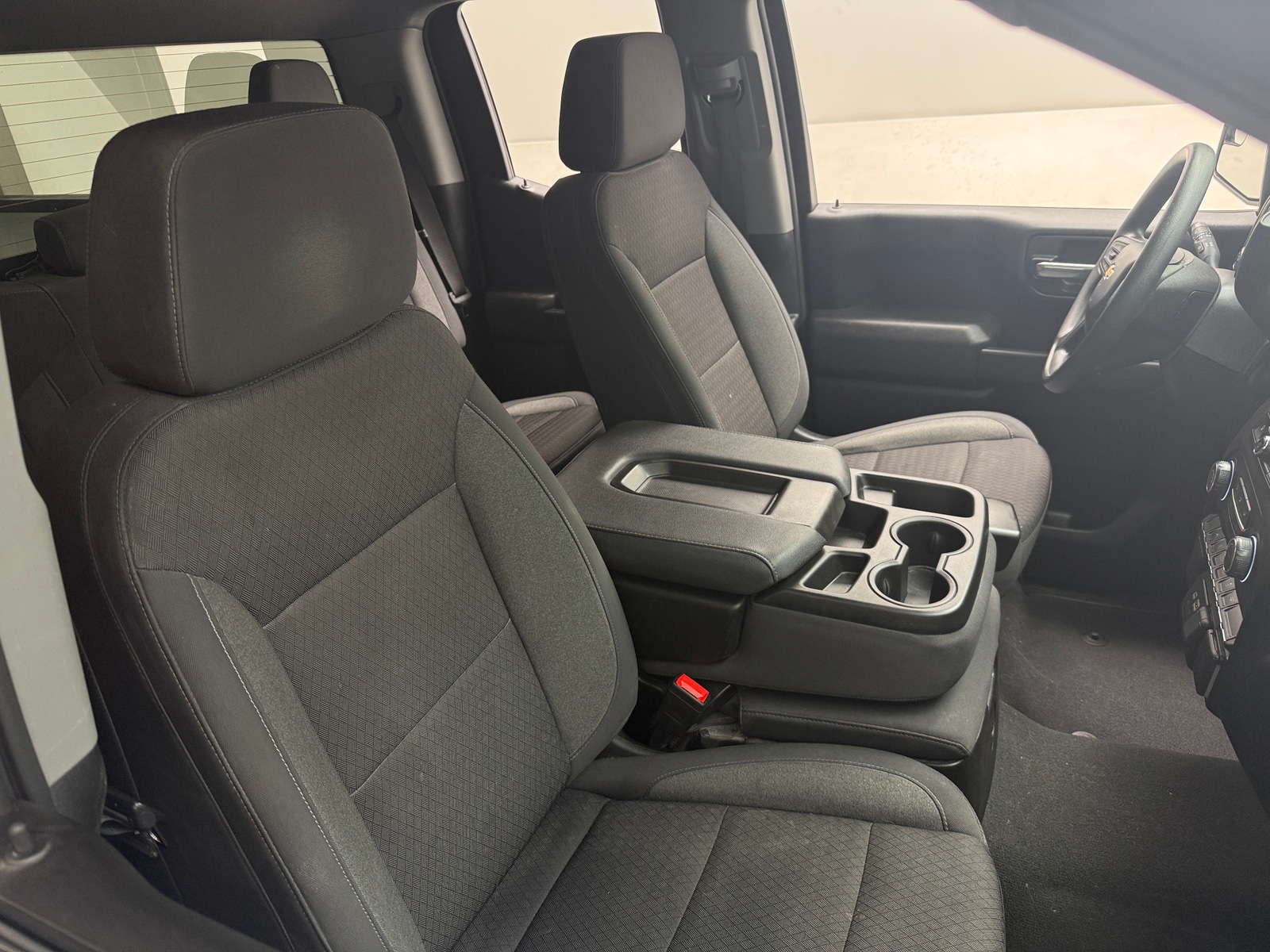 Thumbnail: 2024 Chevrolet Silverado 1500 - 2