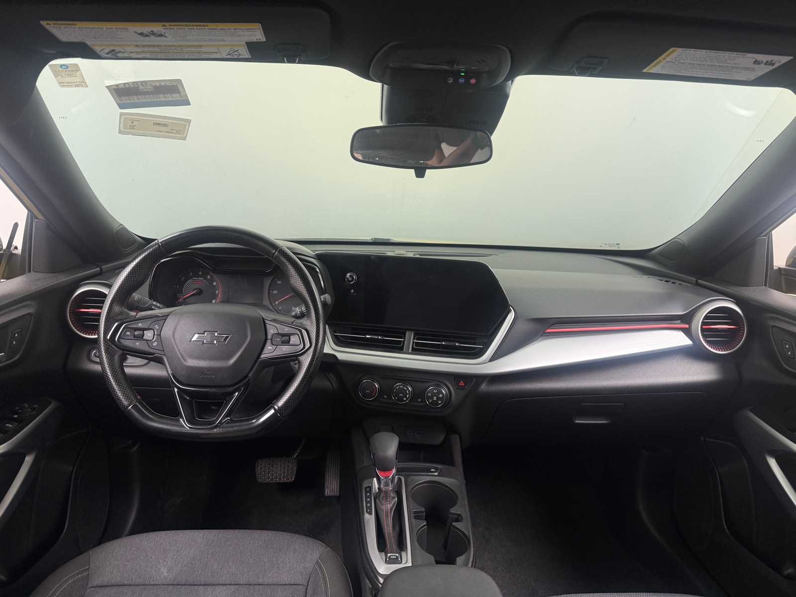 Thumbnail: 2024 Chevrolet Trax - 3