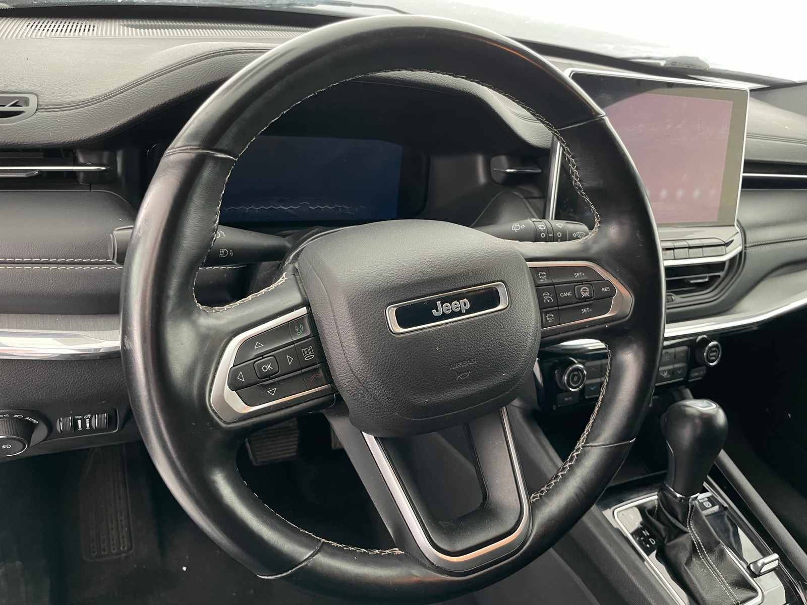 Thumbnail: 2022 Jeep Compass - 4