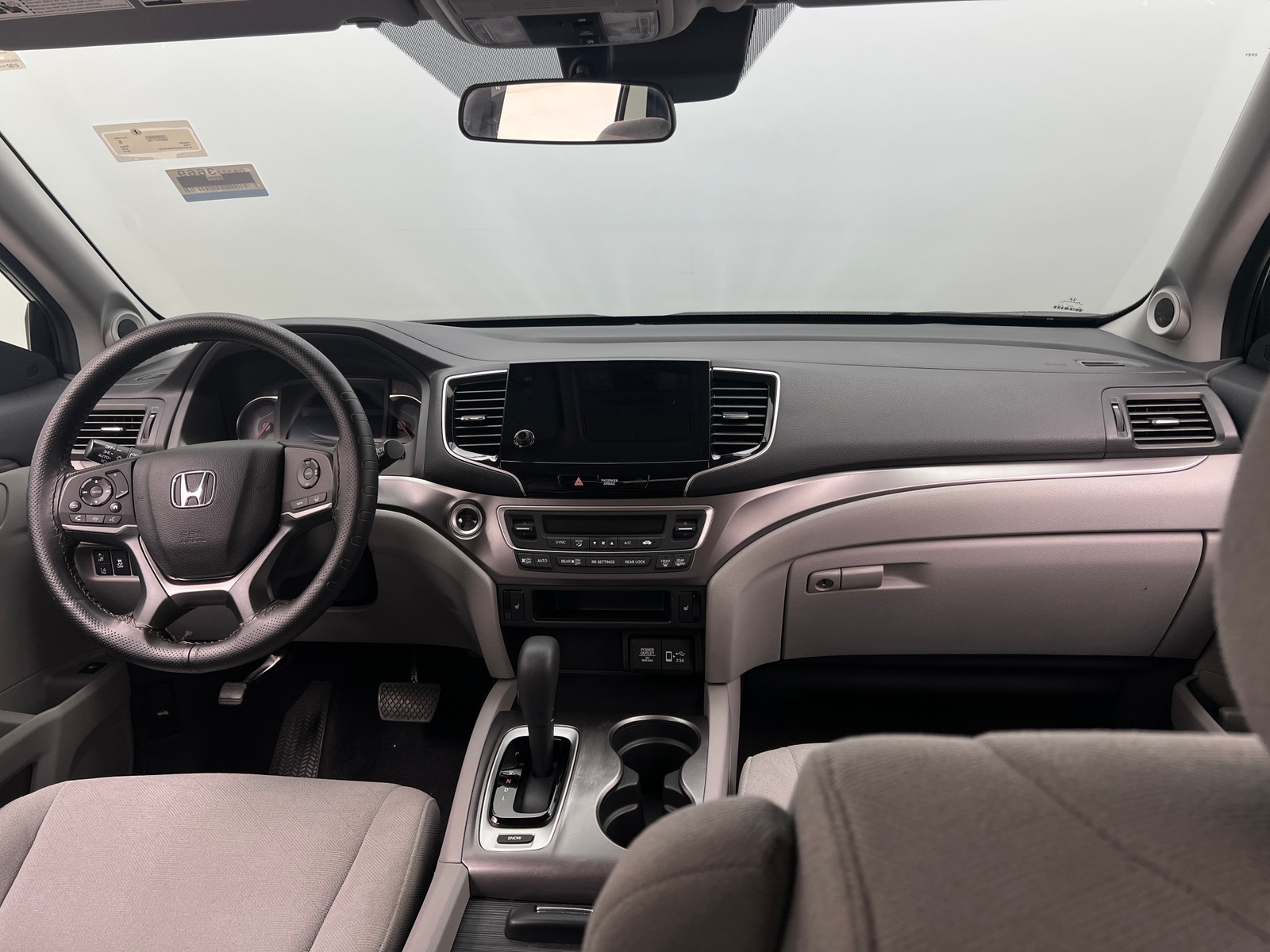 Thumbnail: 2019 Honda Pilot - 3