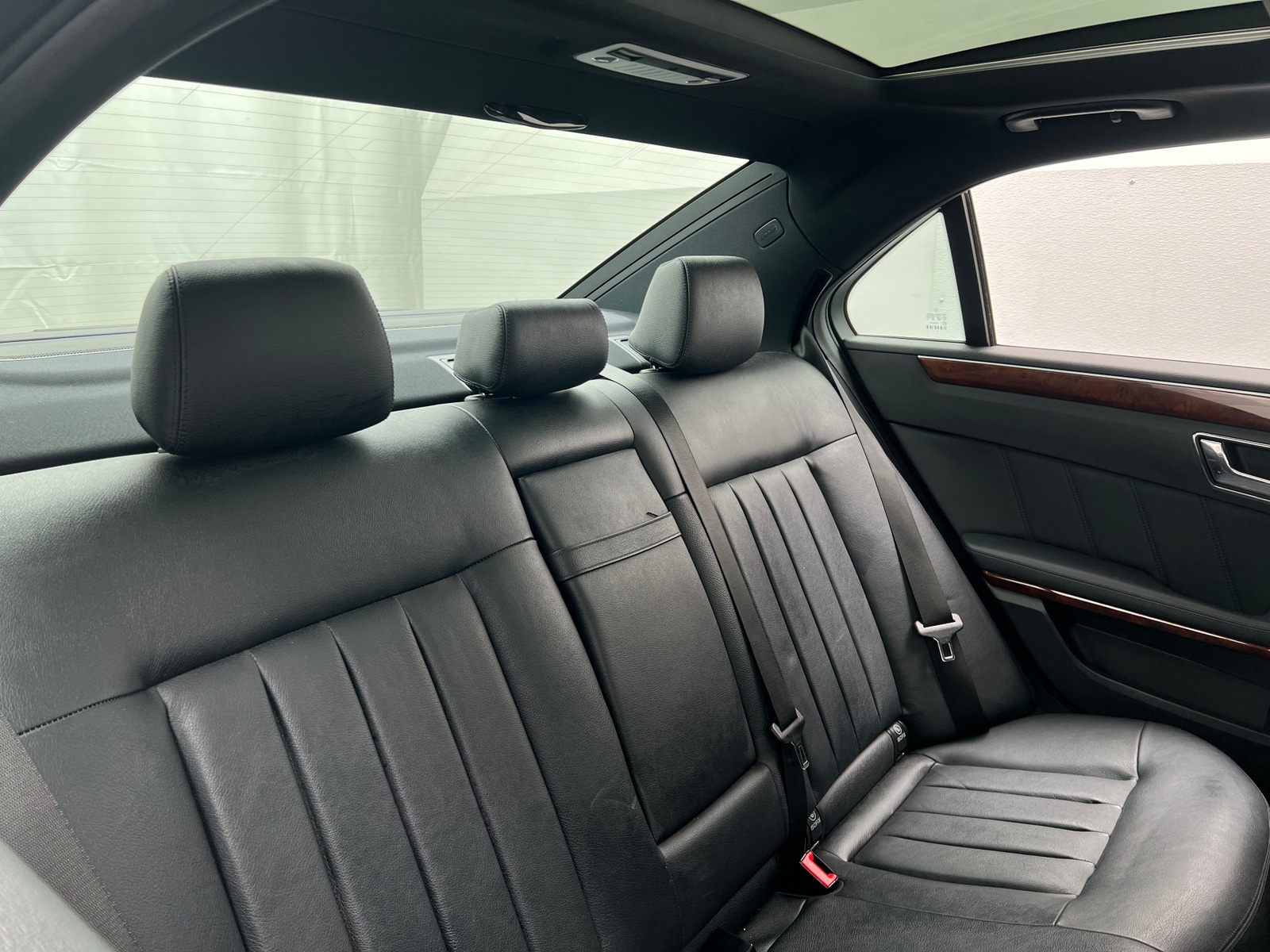 Thumbnail: 2011 Mercedes-Benz E-Class - 5