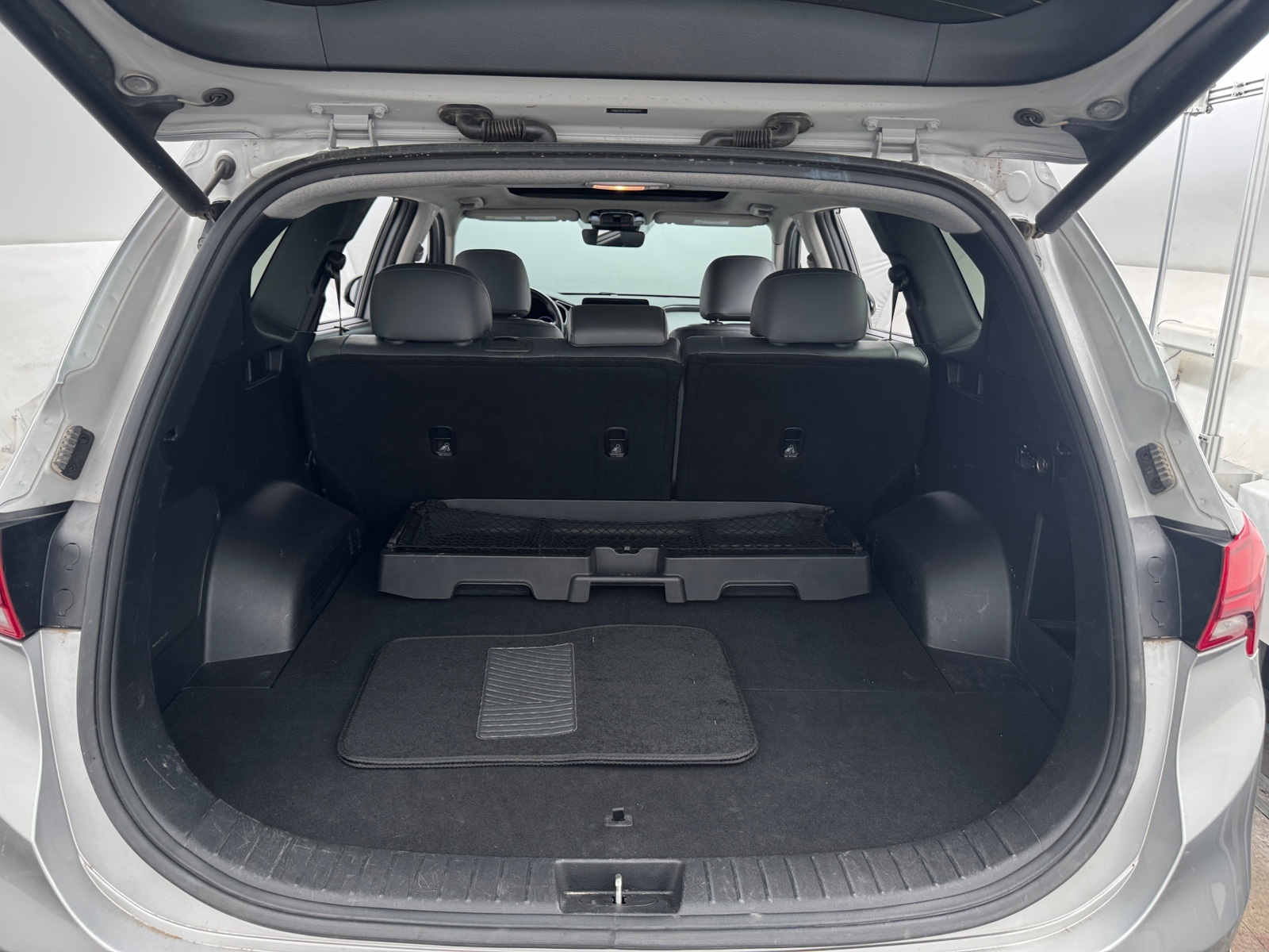 Thumbnail: 2023 Hyundai Santa Fe - 6