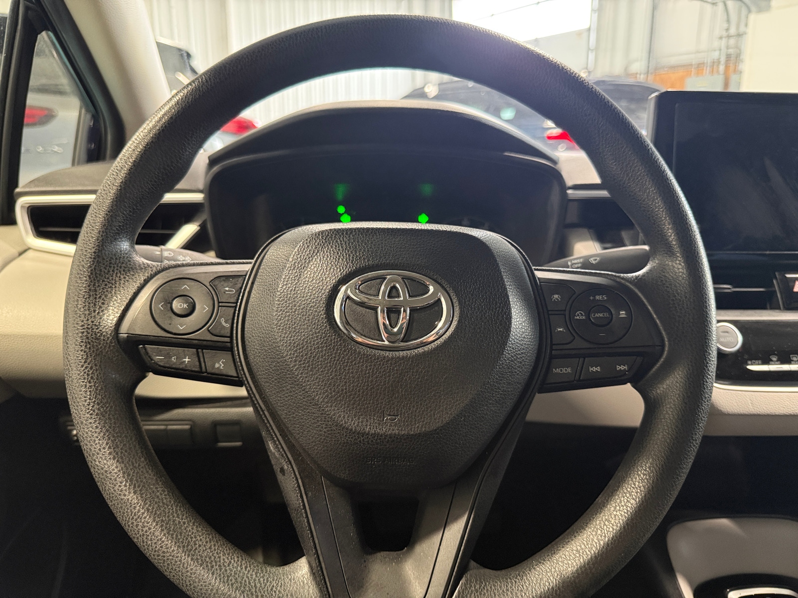 Thumbnail: 2023 Toyota Corolla - 5