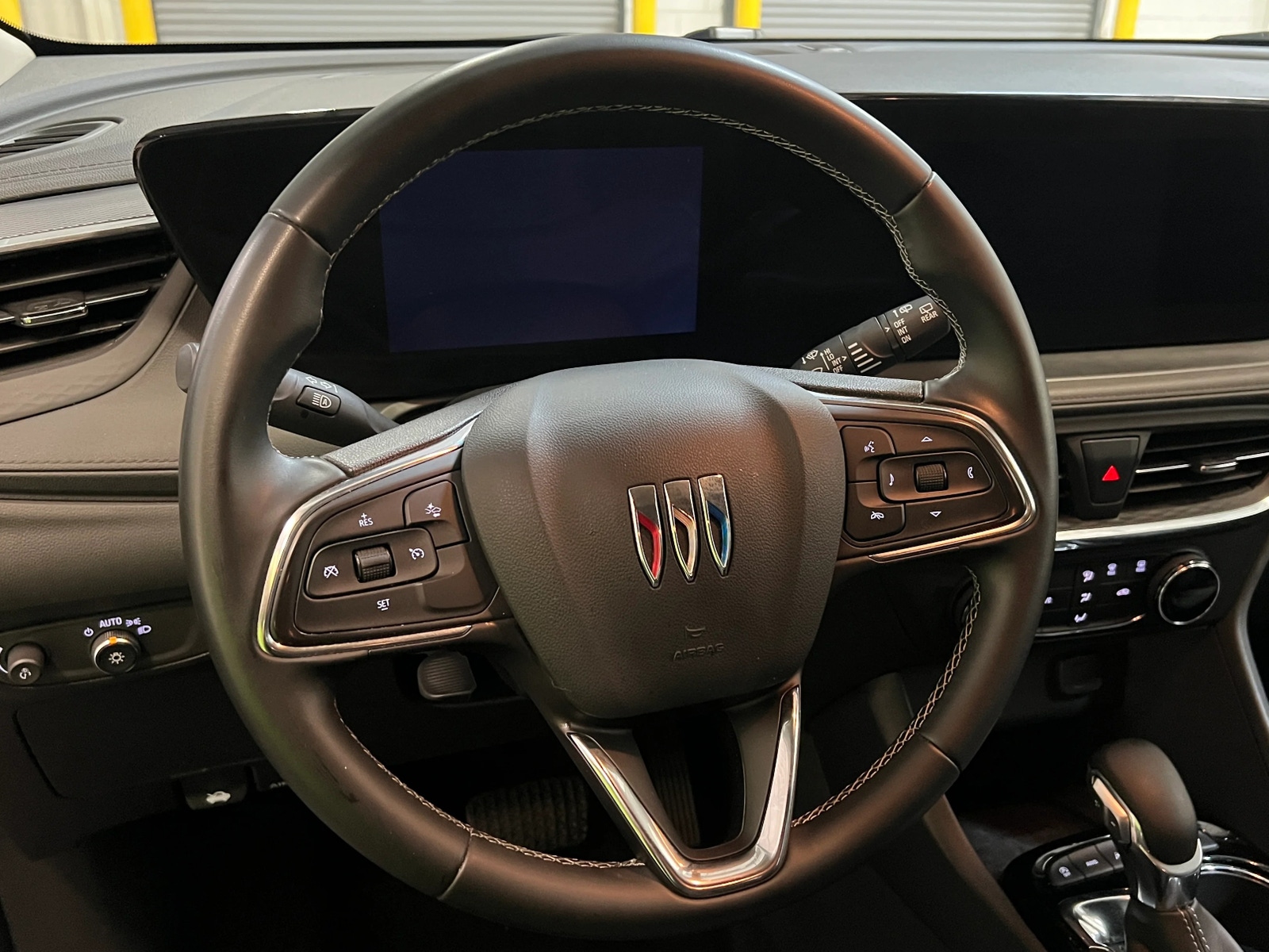 Thumbnail: 2025 Buick Encore GX - 4