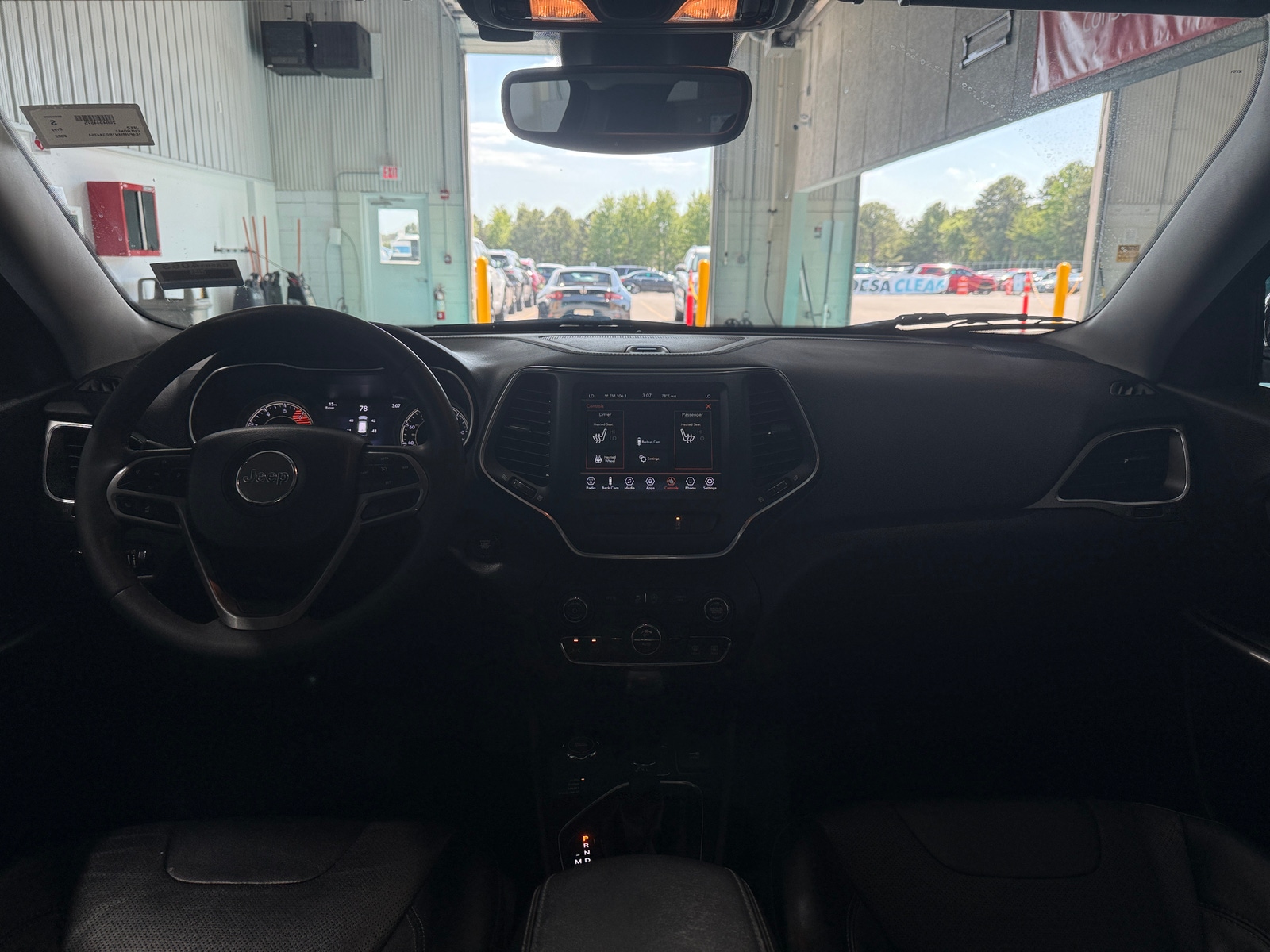 Thumbnail: 2022 Jeep Cherokee - 2