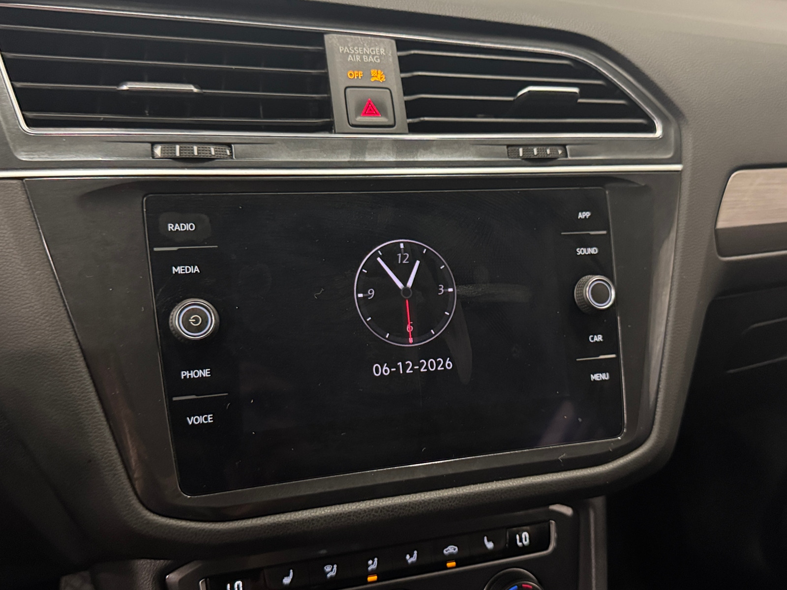 Thumbnail: 2021 Volkswagen Tiguan - 3