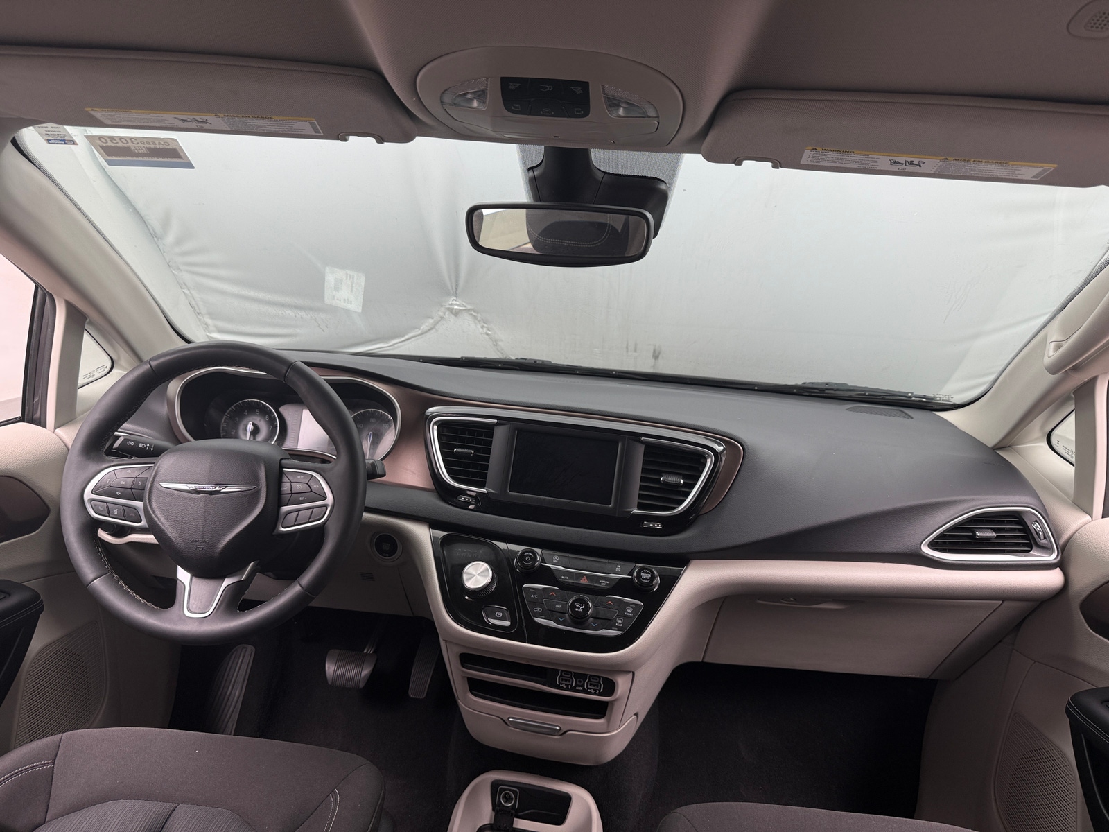 Thumbnail: 2023 Chrysler Voyager - 3