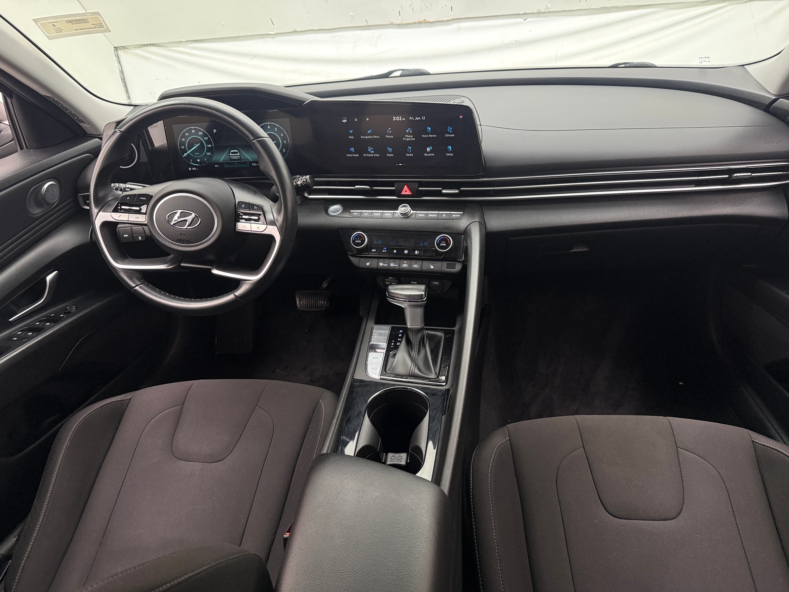 Thumbnail: 2023 Hyundai Elantra - 3