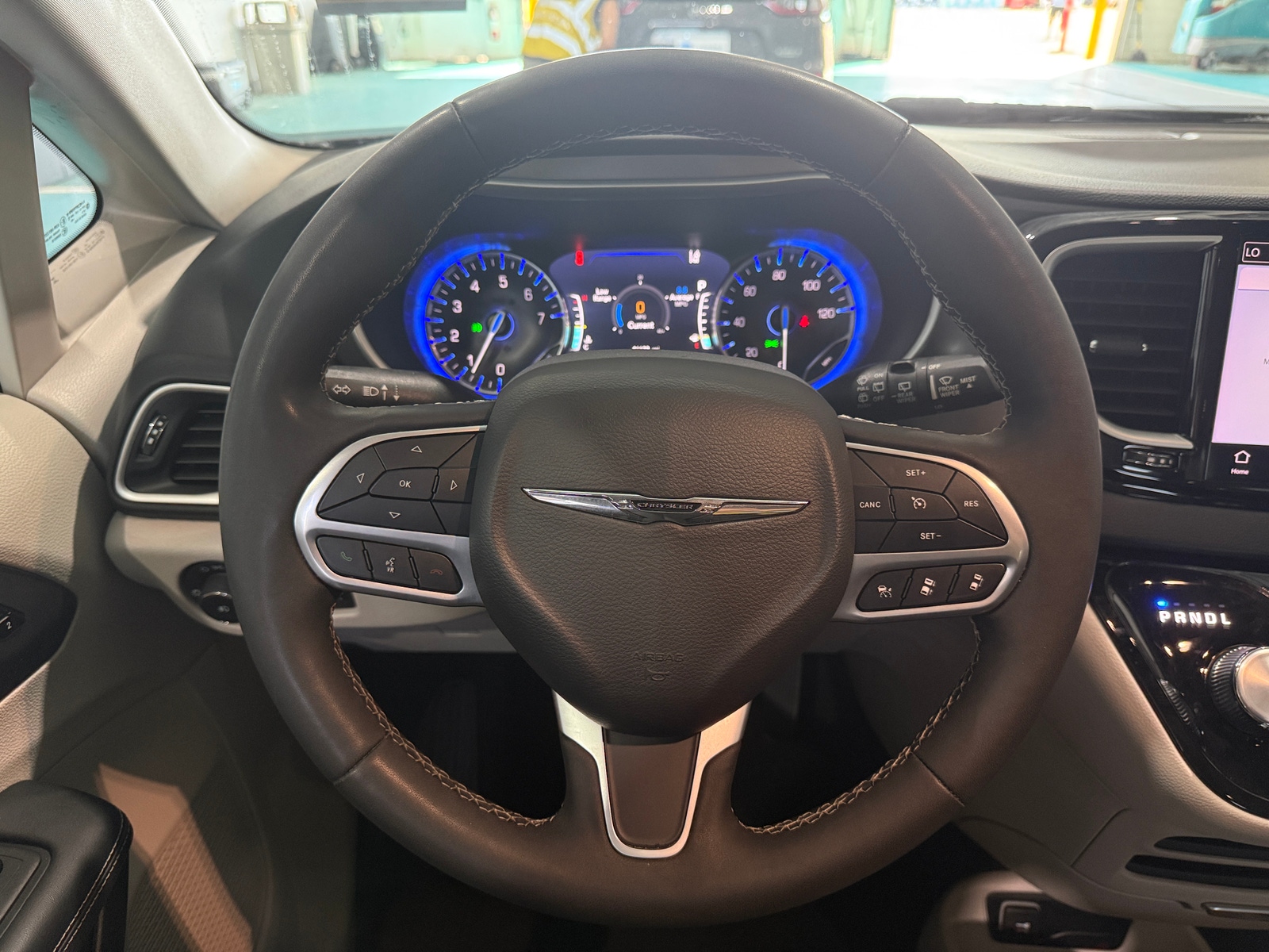 Thumbnail: 2024 Chrysler Pacifica - 4