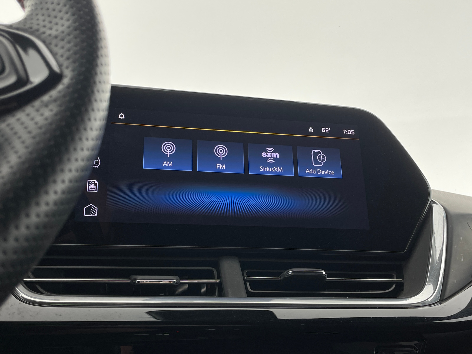 Thumbnail: 2024 Chevrolet Trax - 3