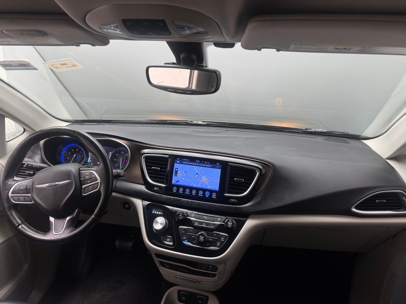 Thumbnail: 2017 Chrysler Pacifica - 2