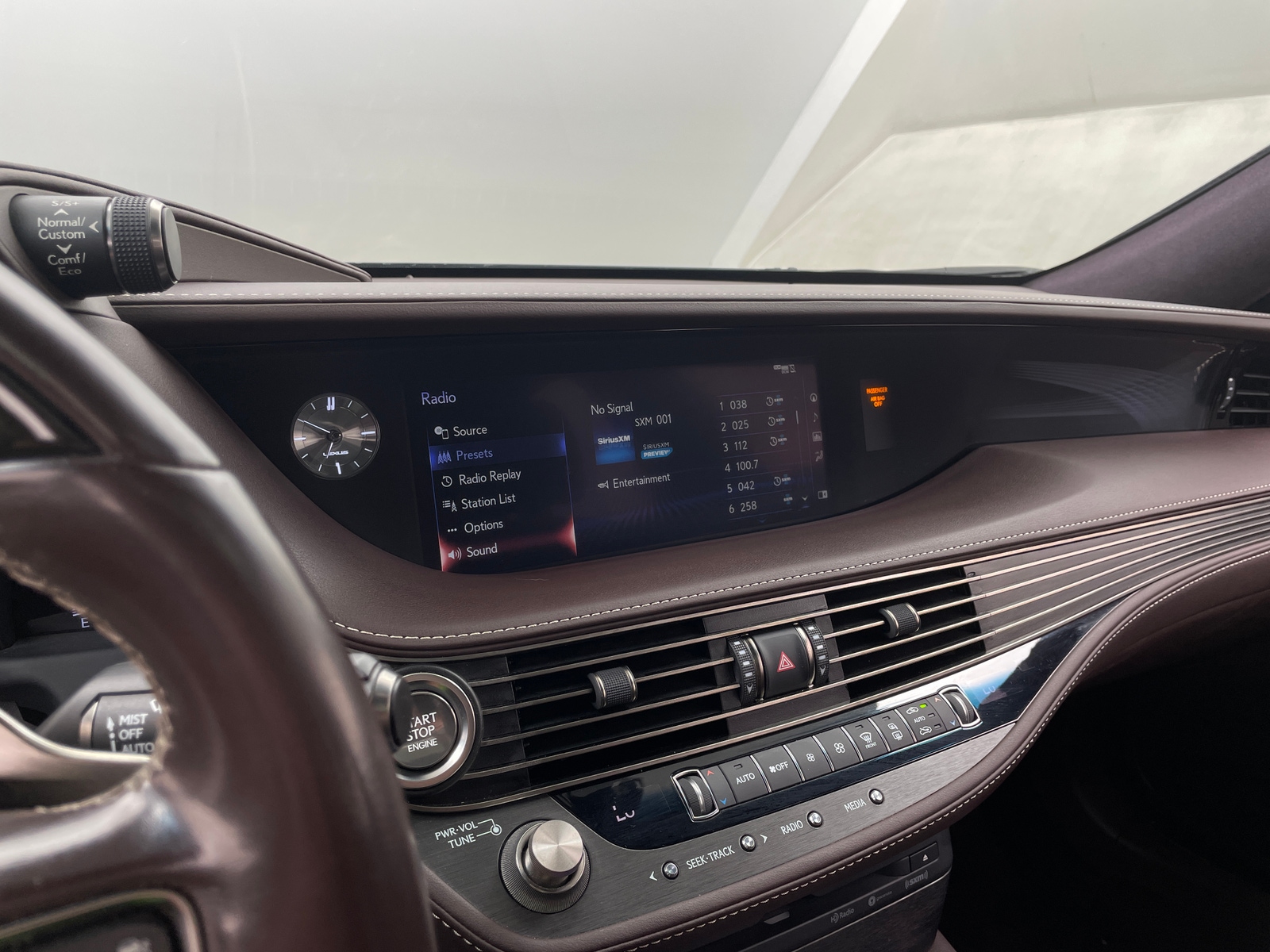 Thumbnail: 2018 Lexus LS - 3