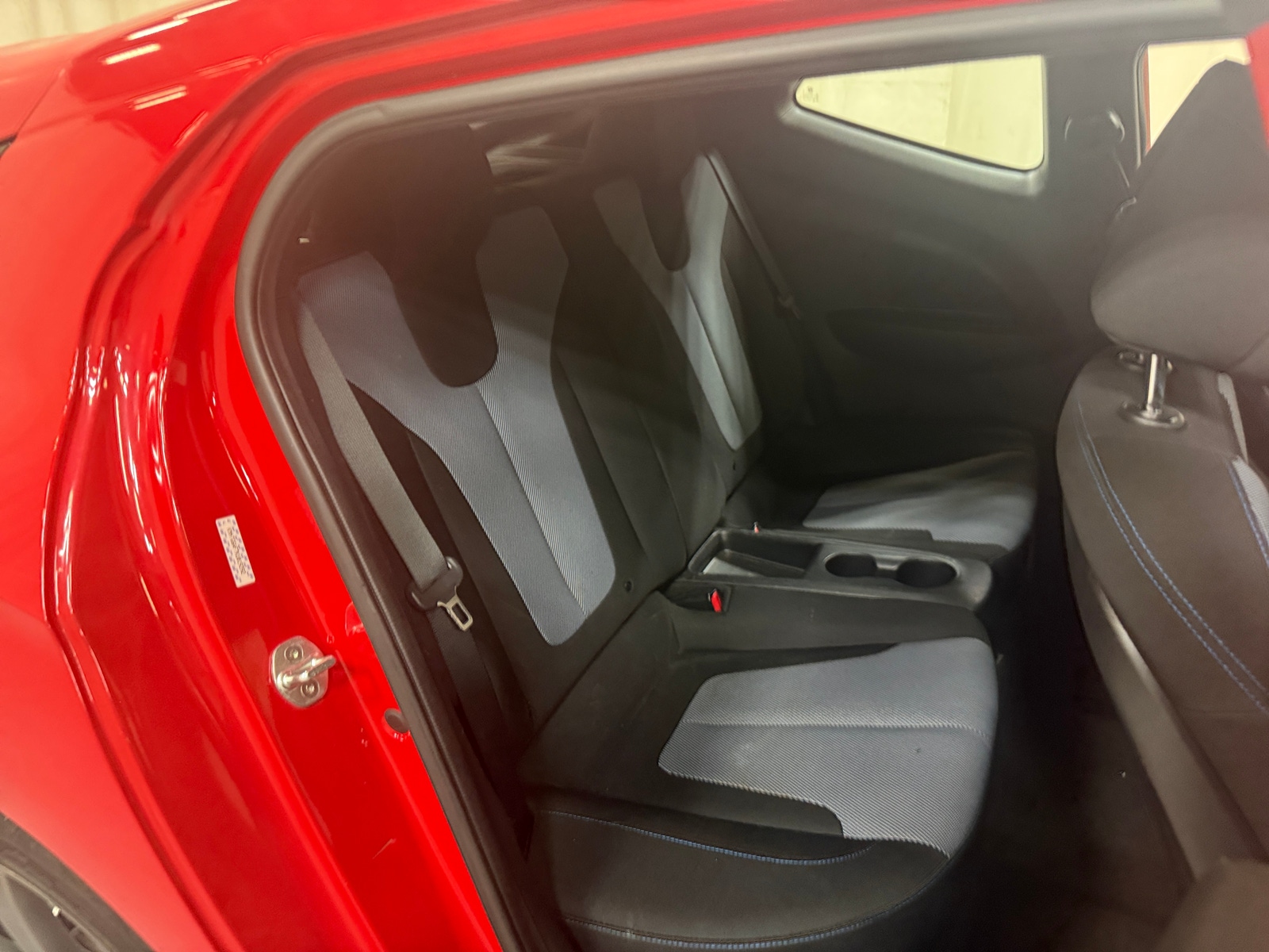 Thumbnail: 2019 Hyundai Veloster - 6