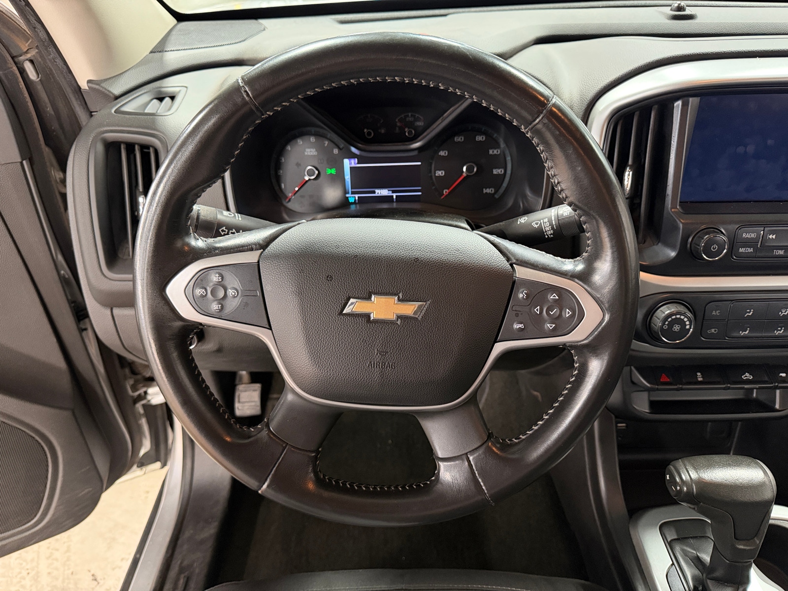 Thumbnail: 2016 Chevrolet Colorado - 5