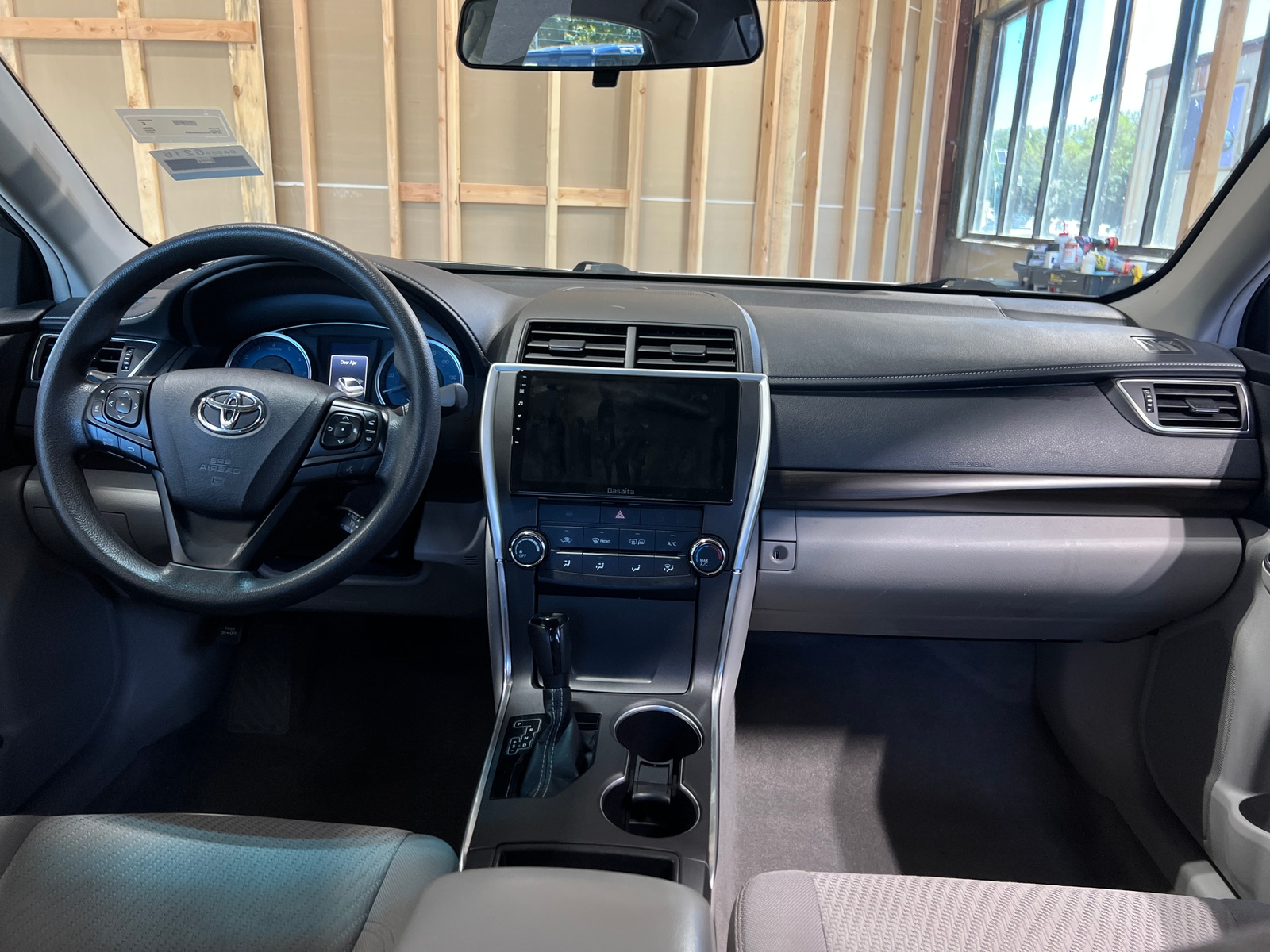 Thumbnail: 2017 Toyota Camry - 3