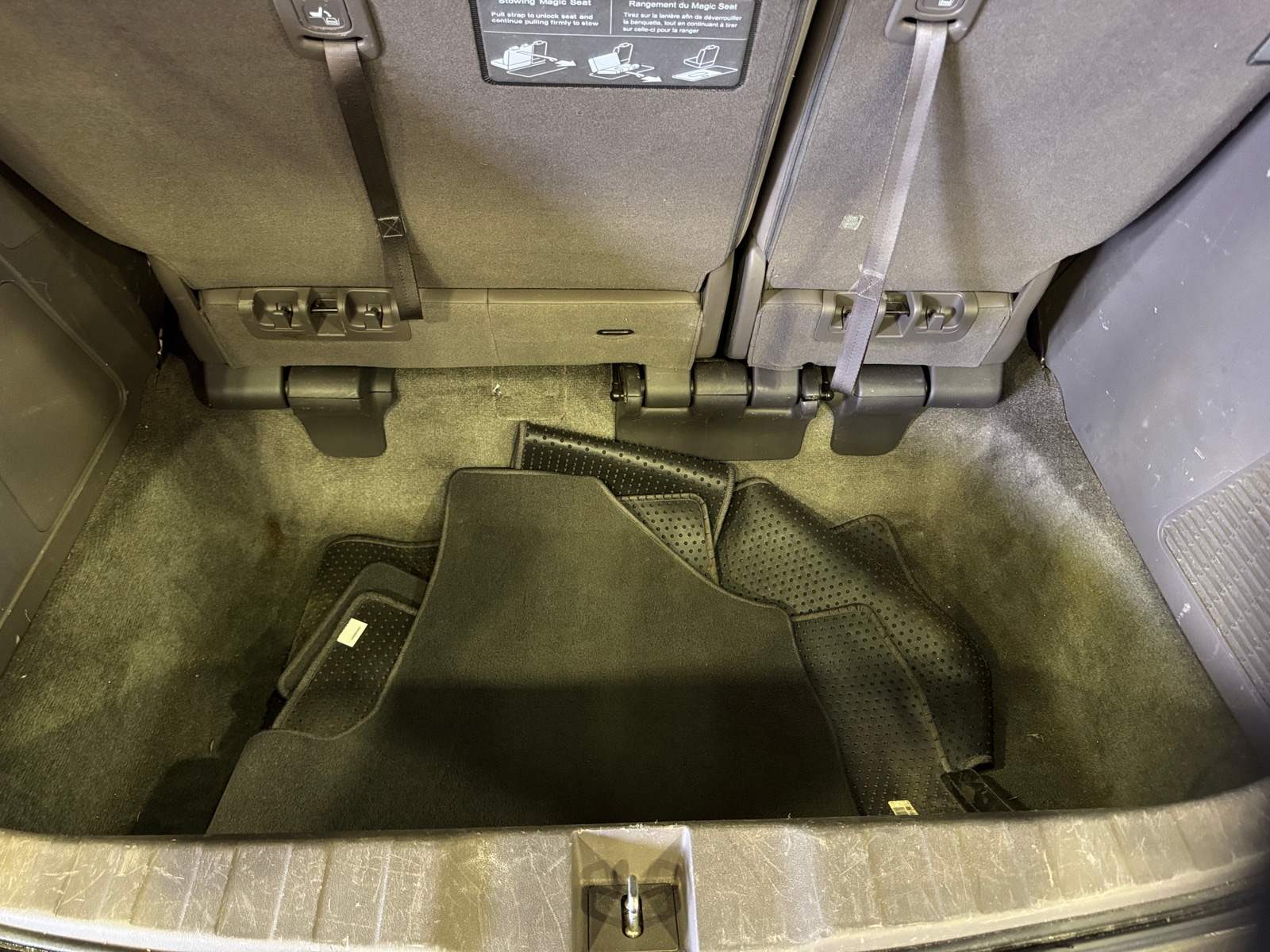 Thumbnail: 2011 Honda Odyssey - 6