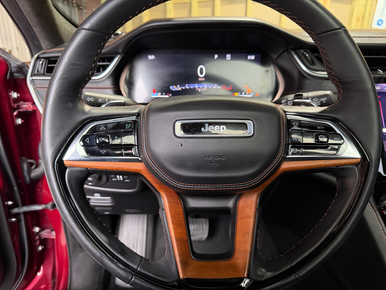 Thumbnail: 2021 Jeep Grand Cherokee L - 4