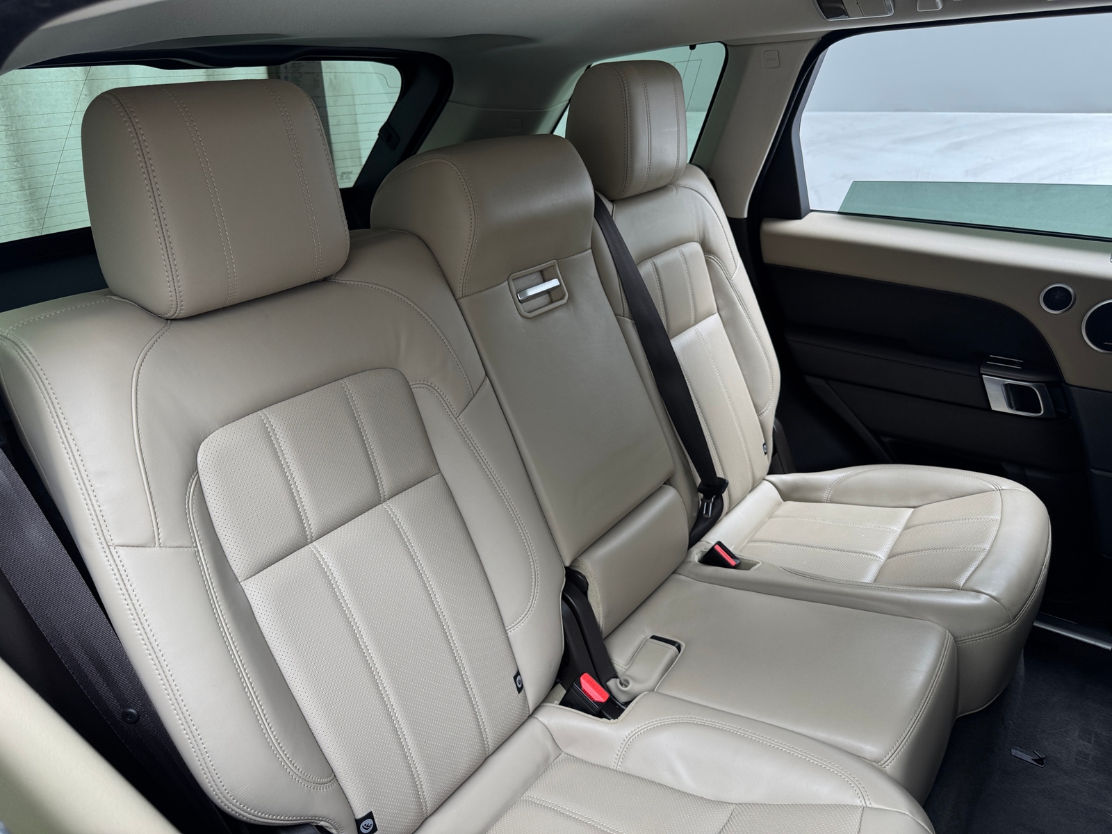 Thumbnail: 2020 Land Rover Range Rover Sport - 5