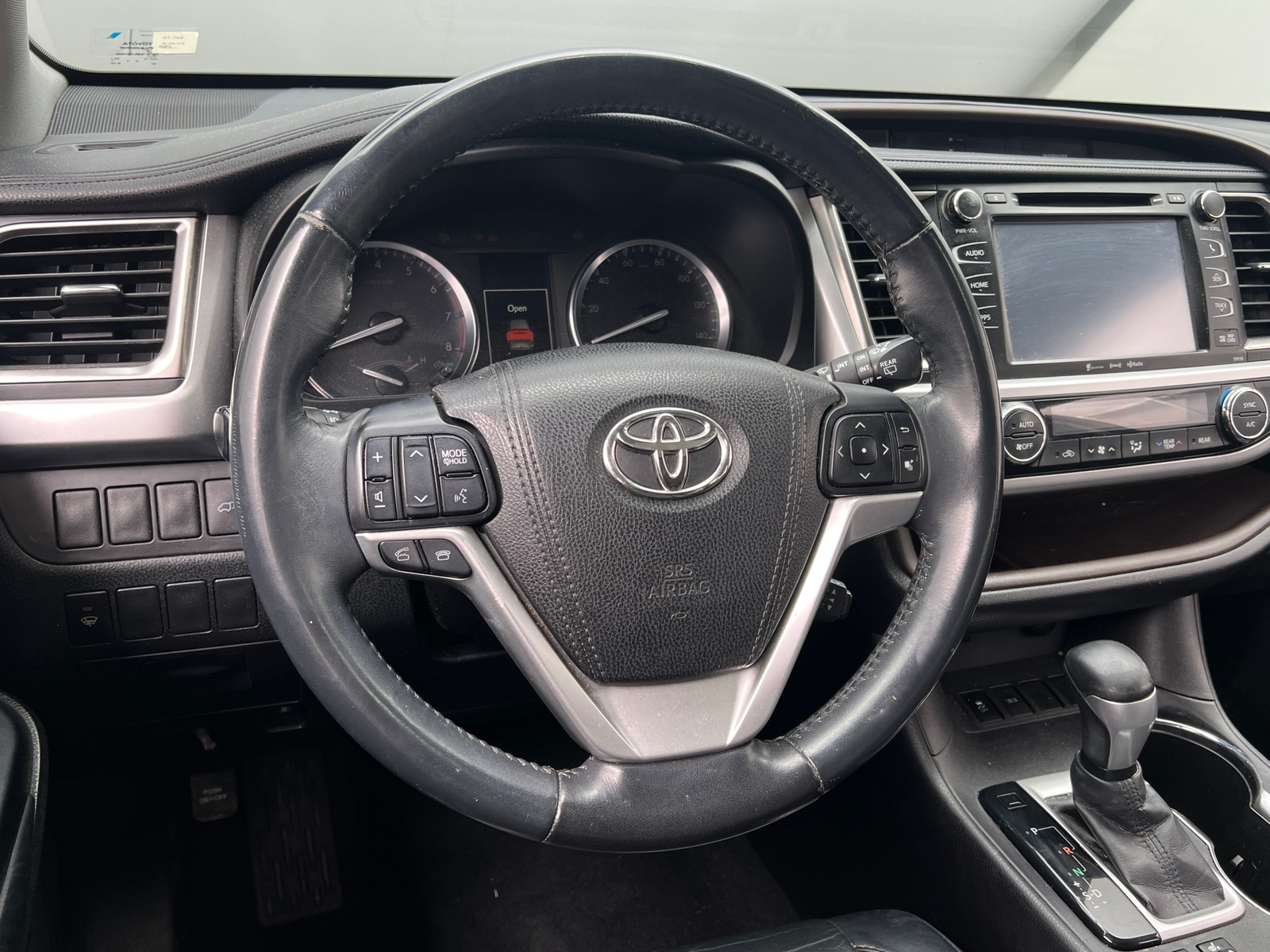 Thumbnail: 2016 Toyota Highlander - 4