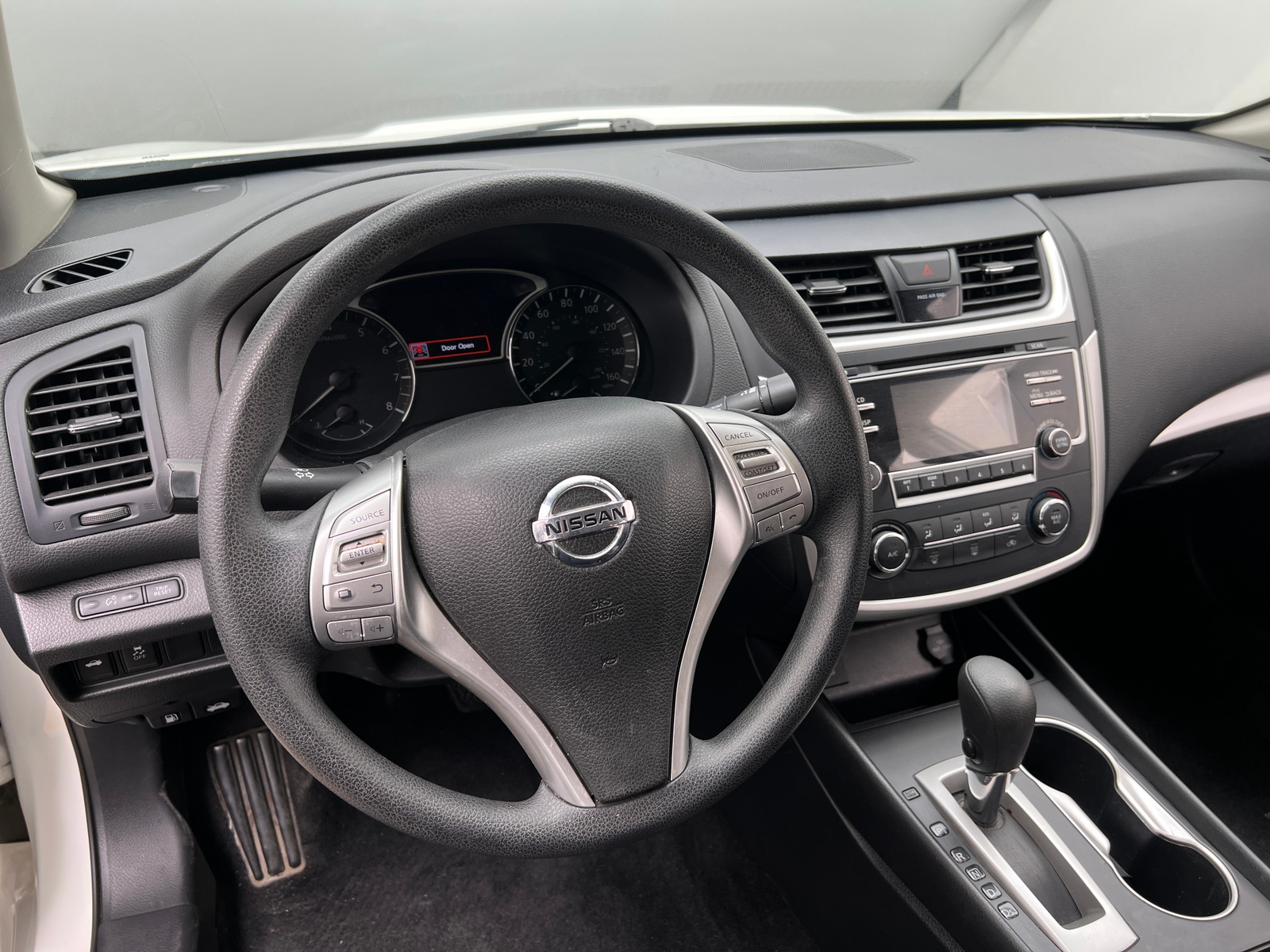 Thumbnail: 2018 Nissan Altima - 5