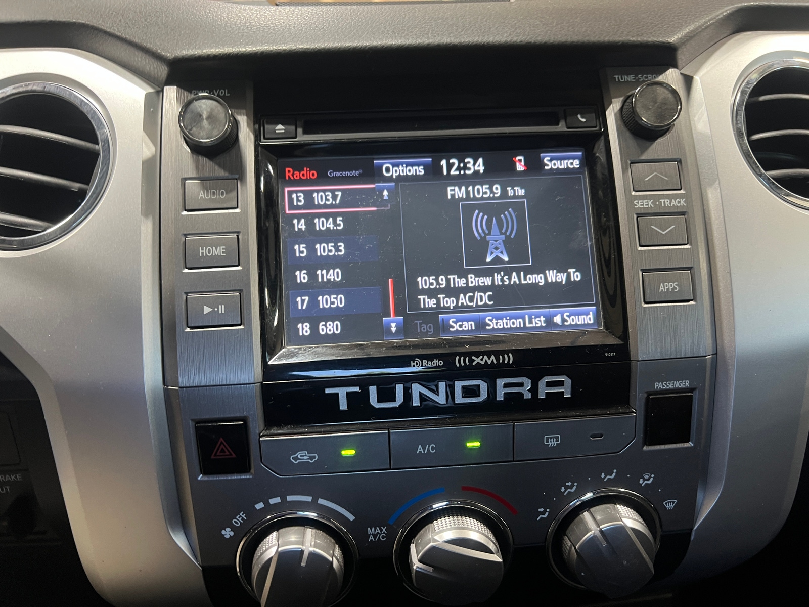 Thumbnail: 2016 Toyota Tundra - 4