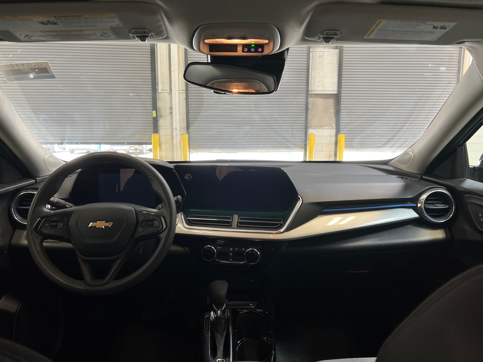Thumbnail: 2025 Chevrolet Trax - 3