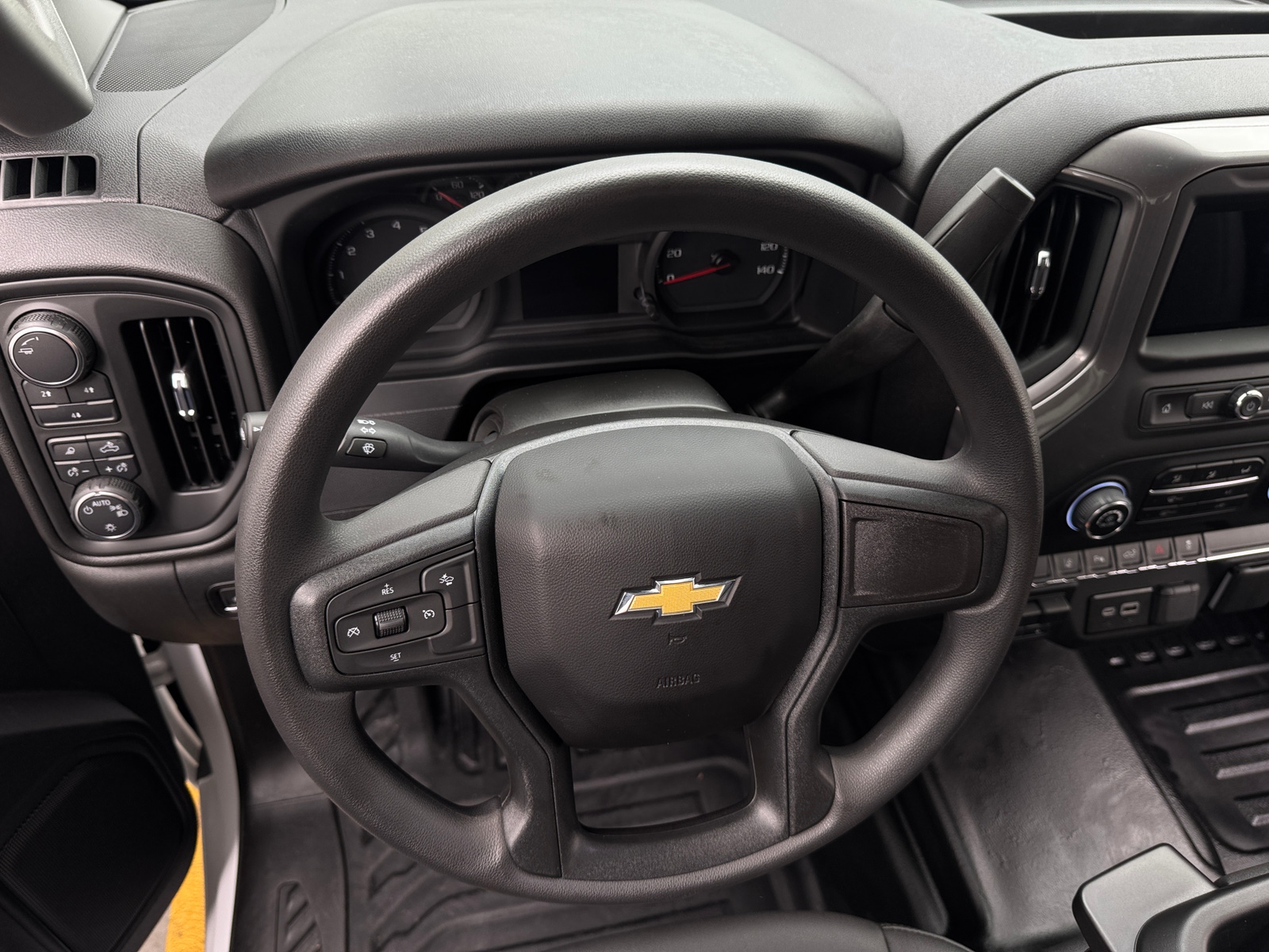 Thumbnail: 2024 Chevrolet Silverado 2500 - 5
