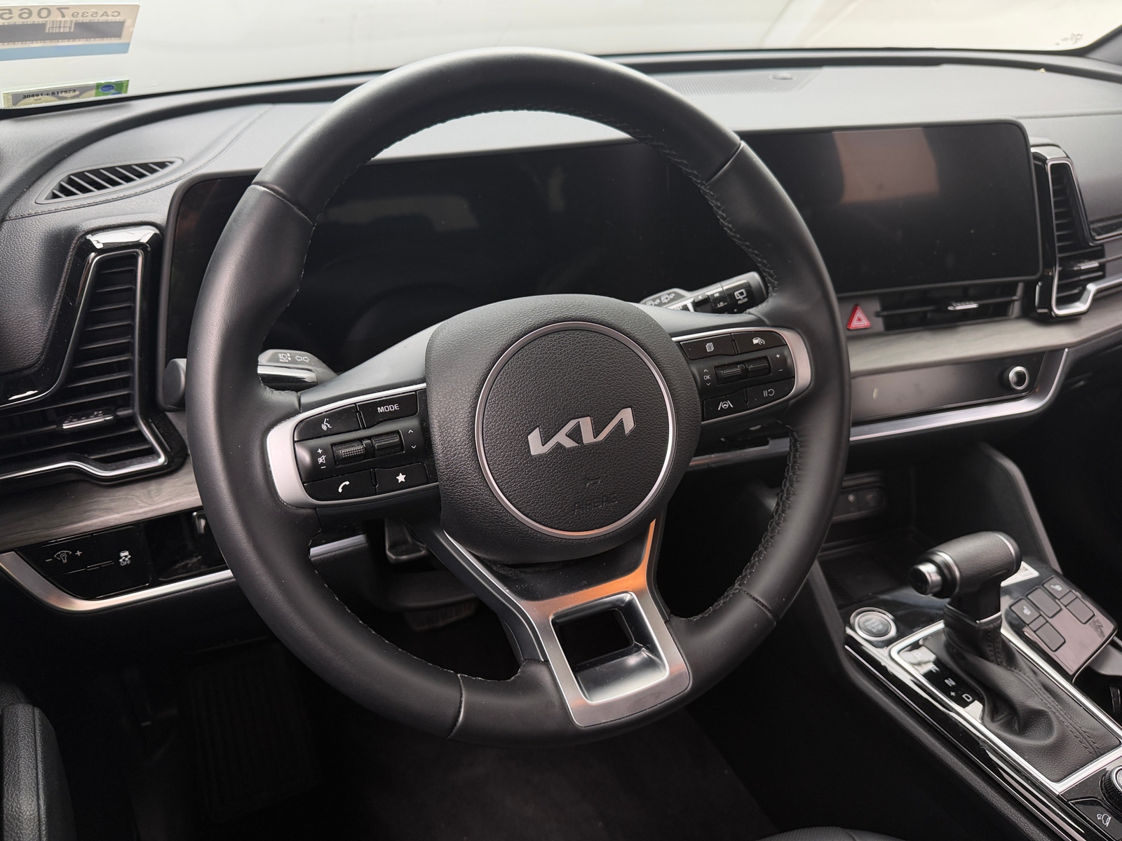 Thumbnail: 2023 Kia Sportage - 4