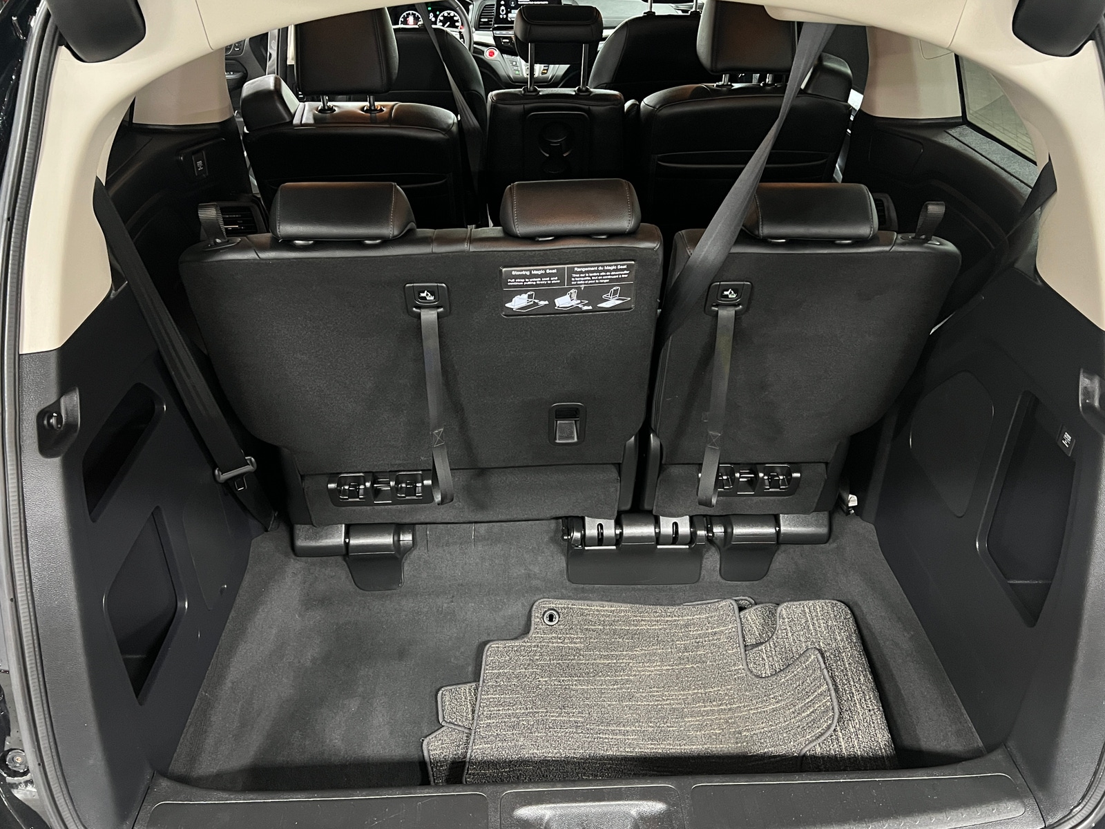 Thumbnail: 2025 Honda Odyssey - 6