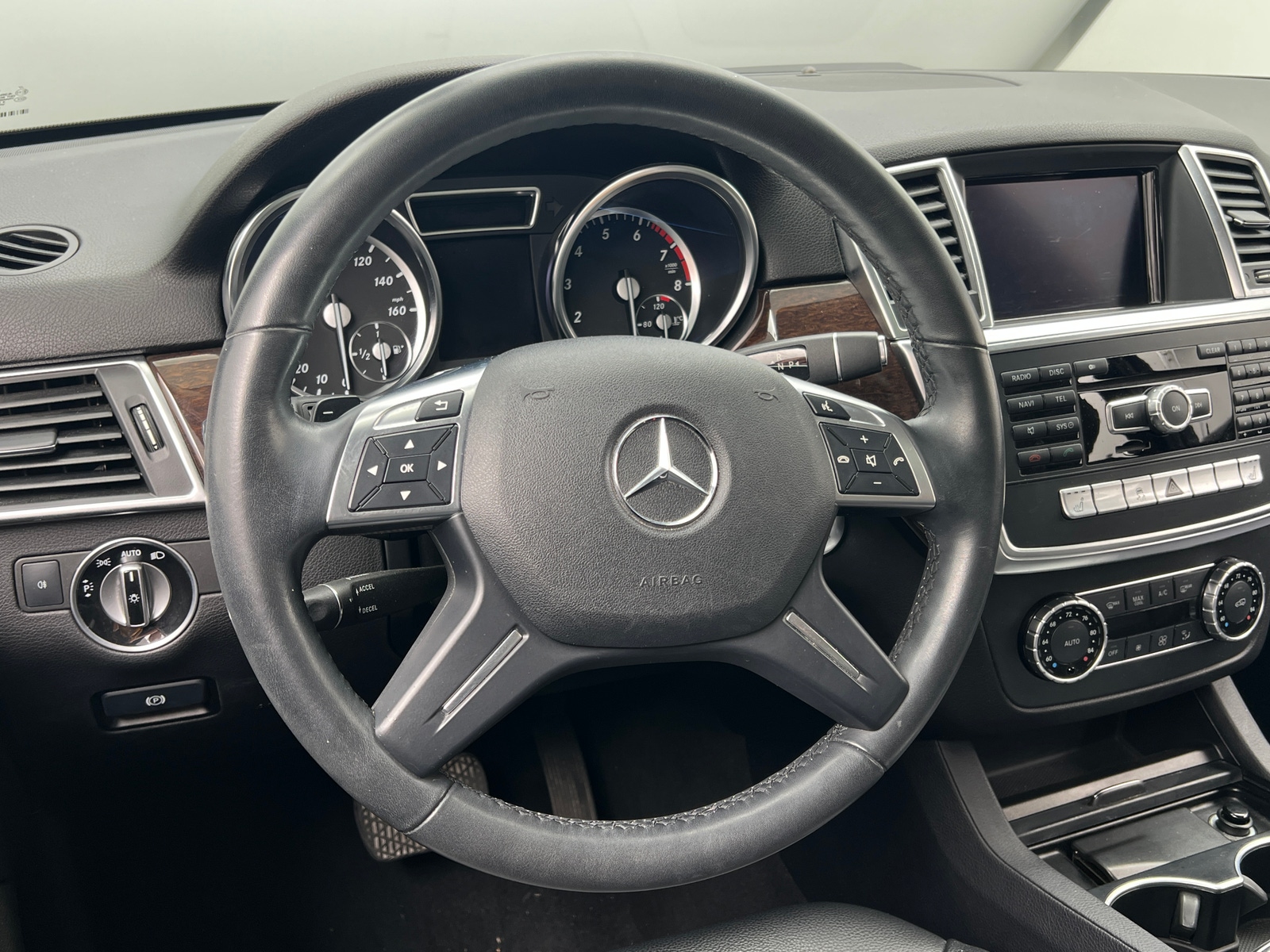 Thumbnail: 2014 Mercedes-Benz M-Class - 4