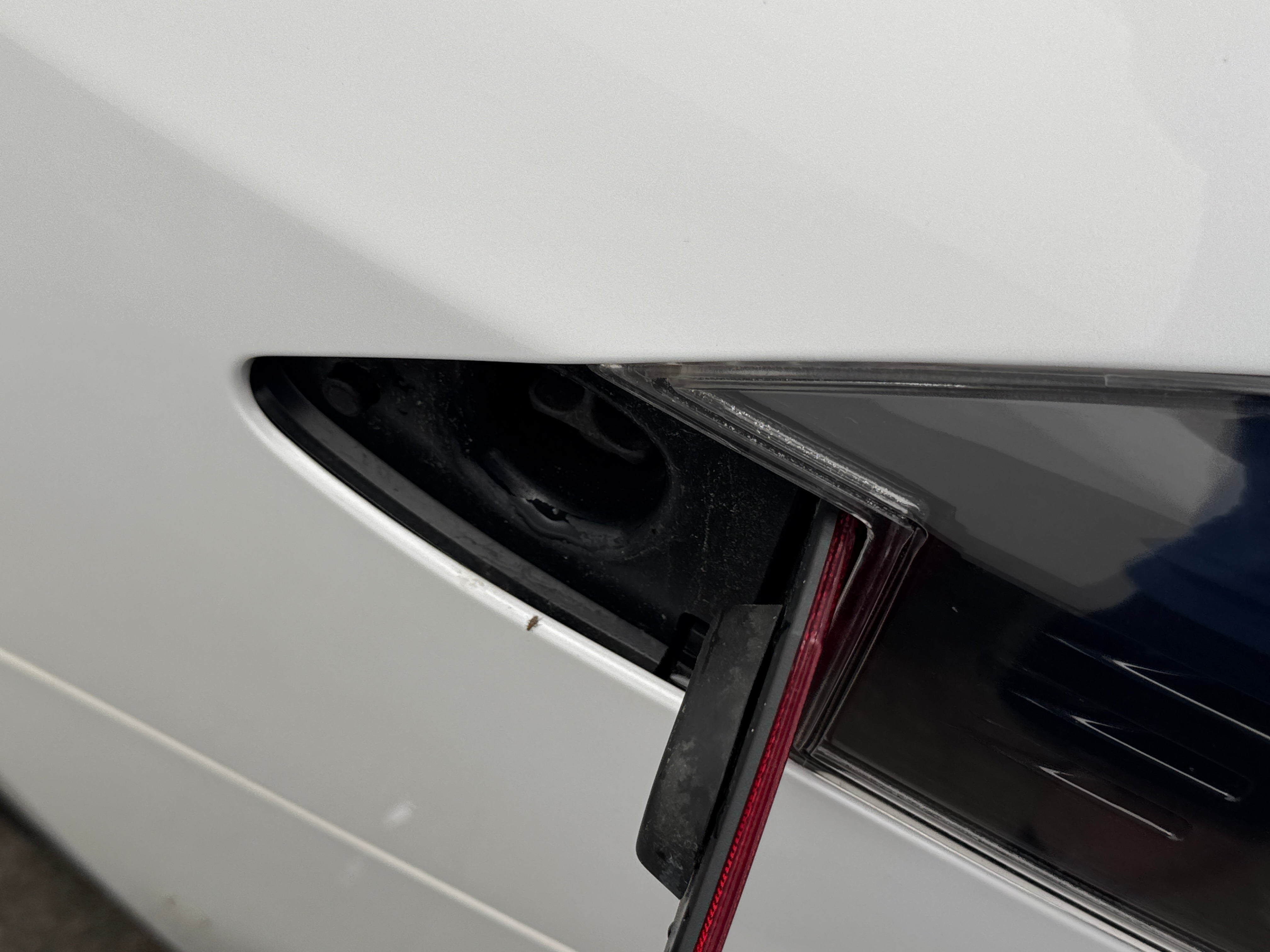 Used 2017 Tesla Model S 75D with VIN 5YJSA1E29HF220319 for sale in Auburn, WA