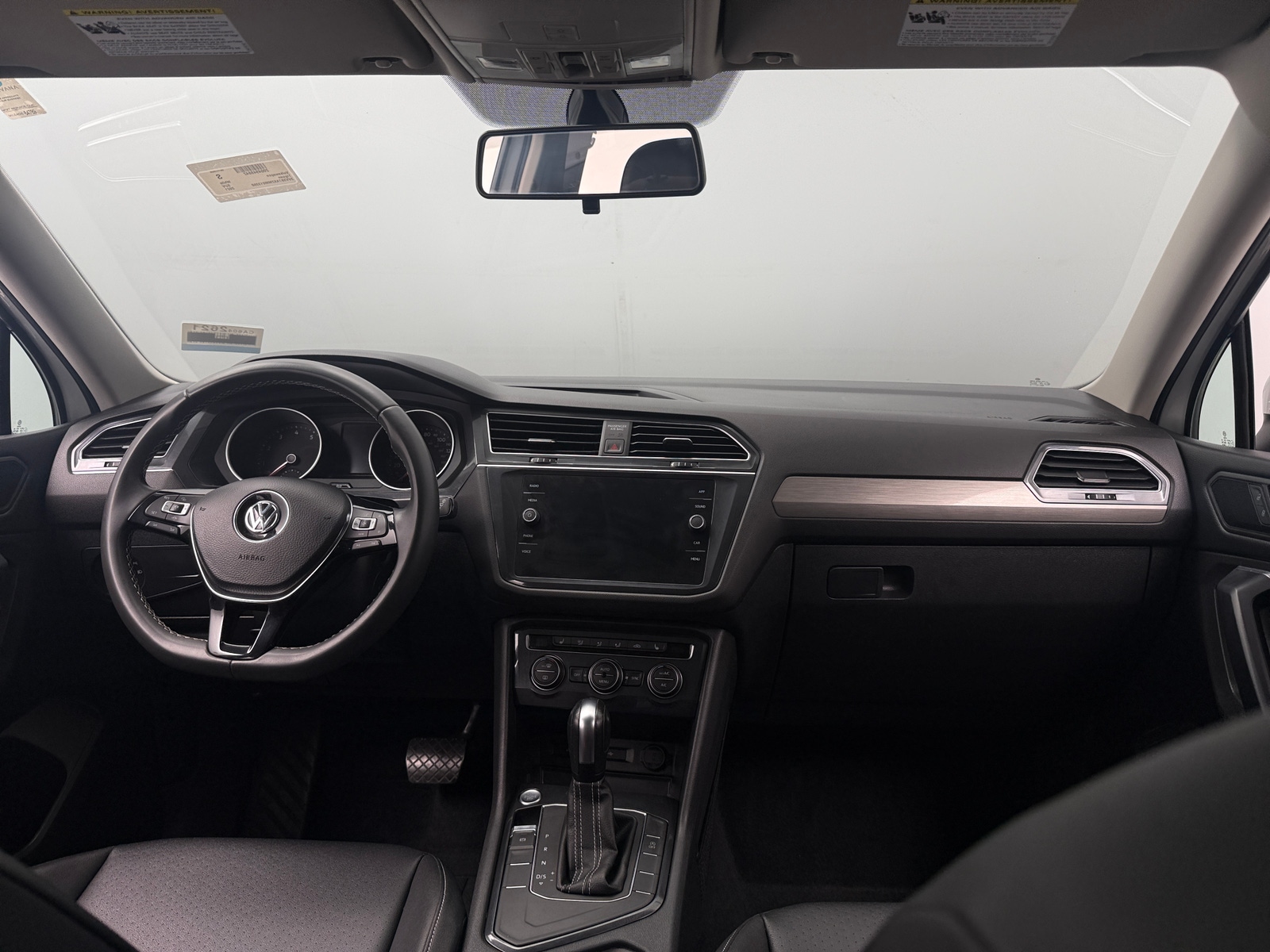 Thumbnail: 2021 Volkswagen Tiguan - 2