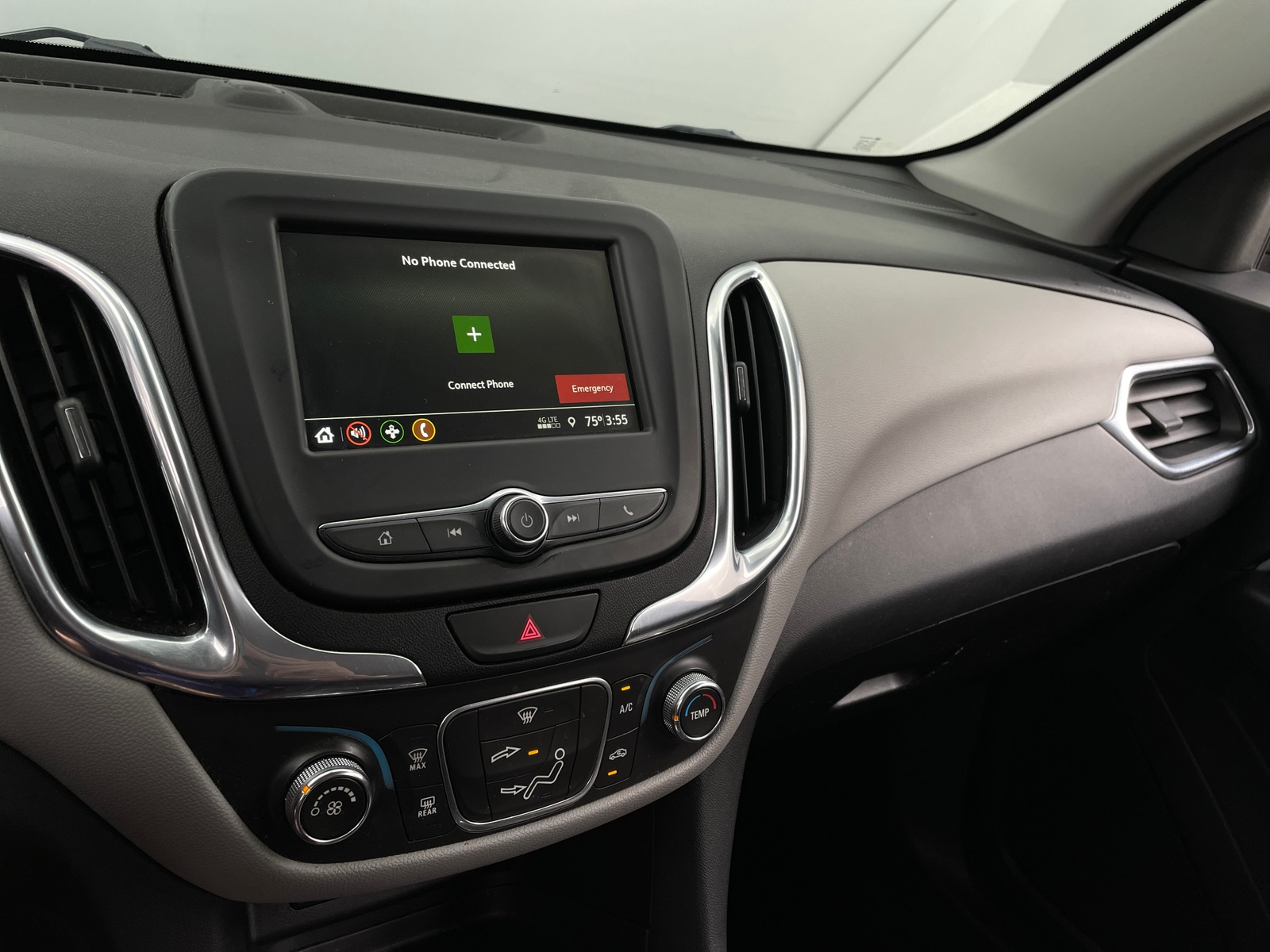 Thumbnail: 2019 Chevrolet Equinox - 4