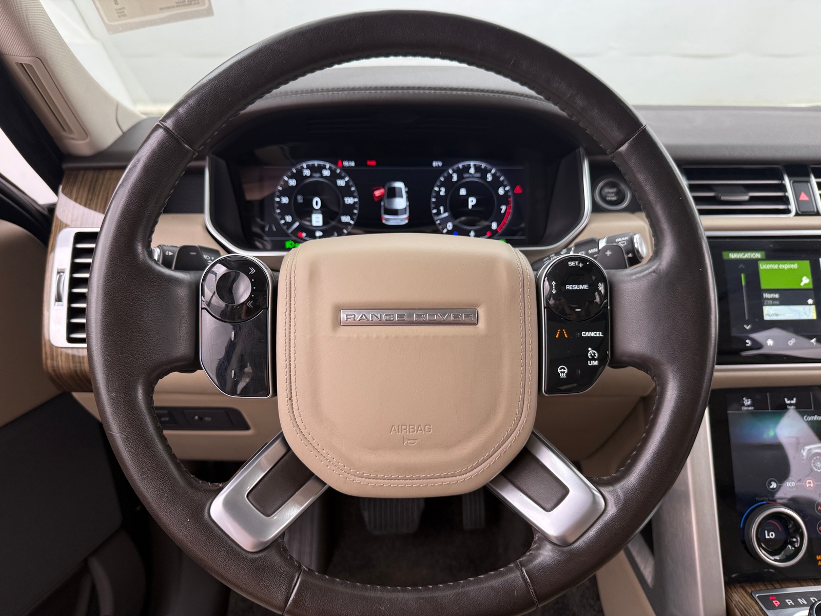Thumbnail: 2019 Land Rover Range Rover - 4