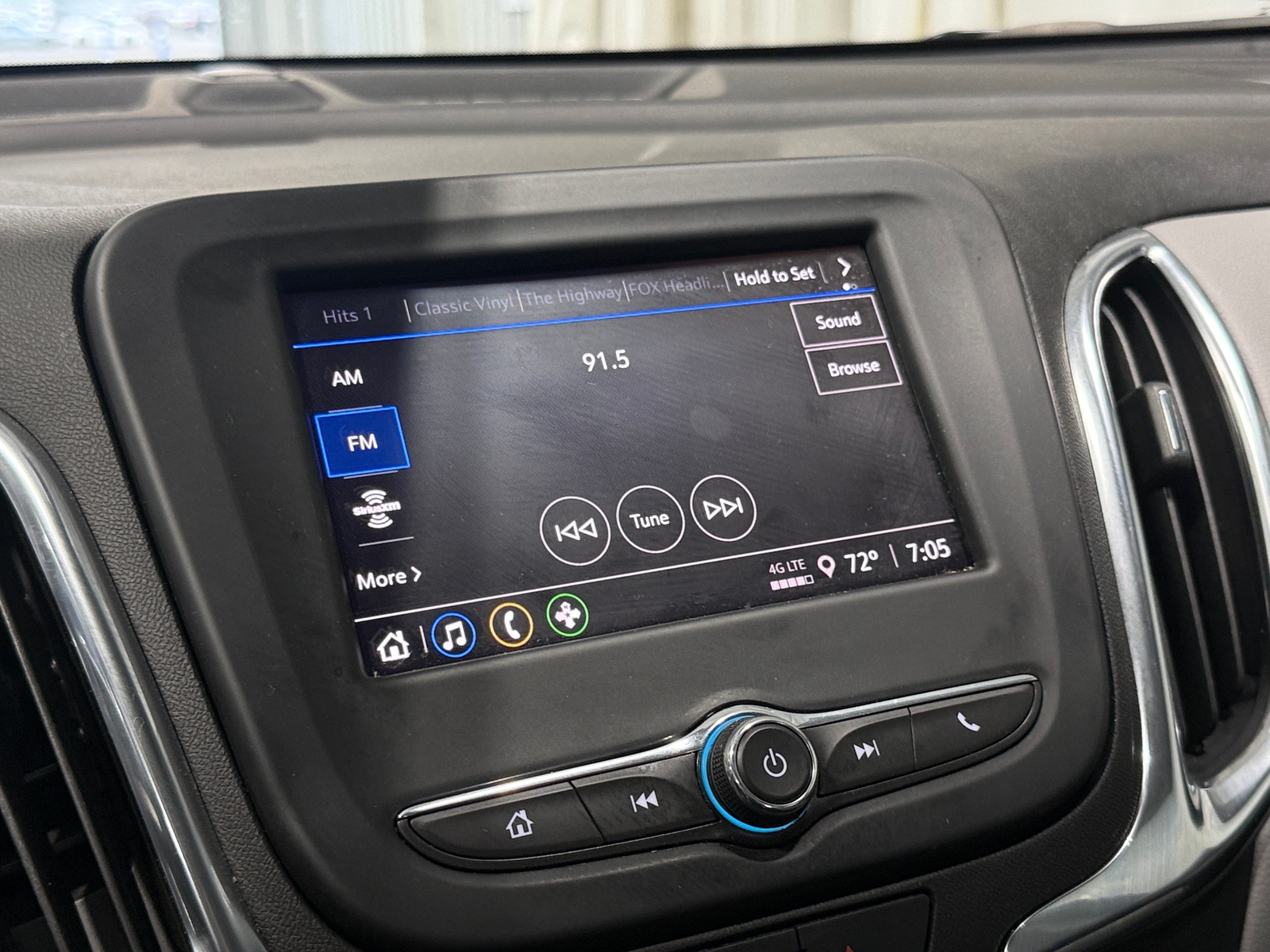 Thumbnail: 2024 Chevrolet Equinox - 4