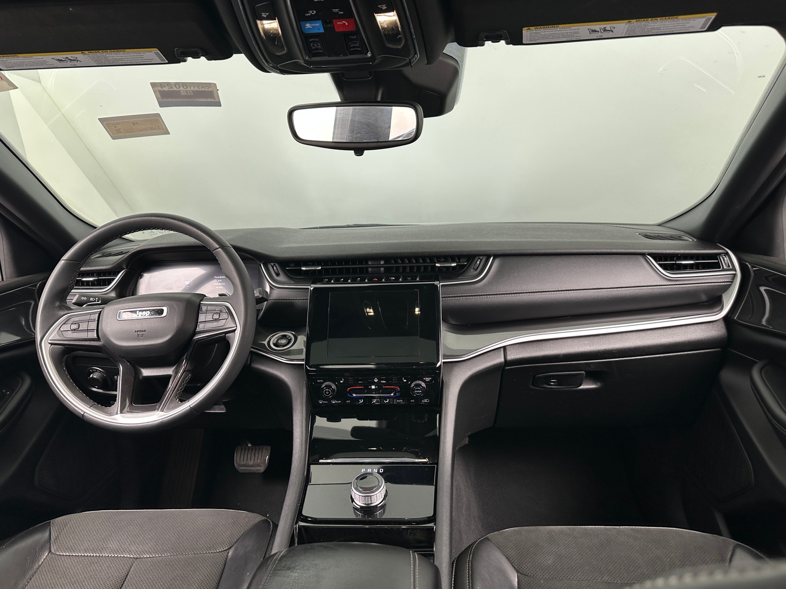 Thumbnail: 2023 Jeep Grand Cherokee L - 2