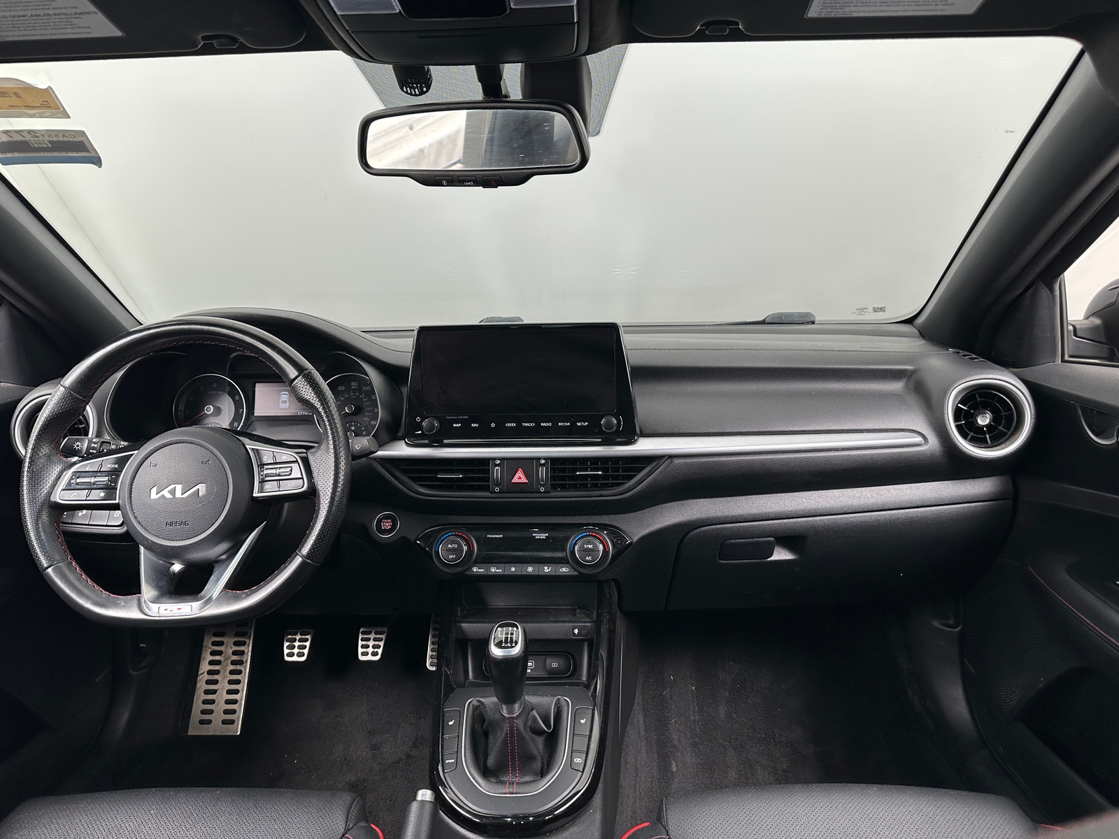Thumbnail: 2022 Kia Forte - 2