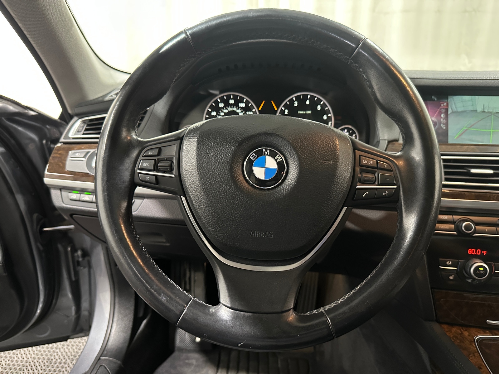 Thumbnail: 2013 BMW 7 Series - 4