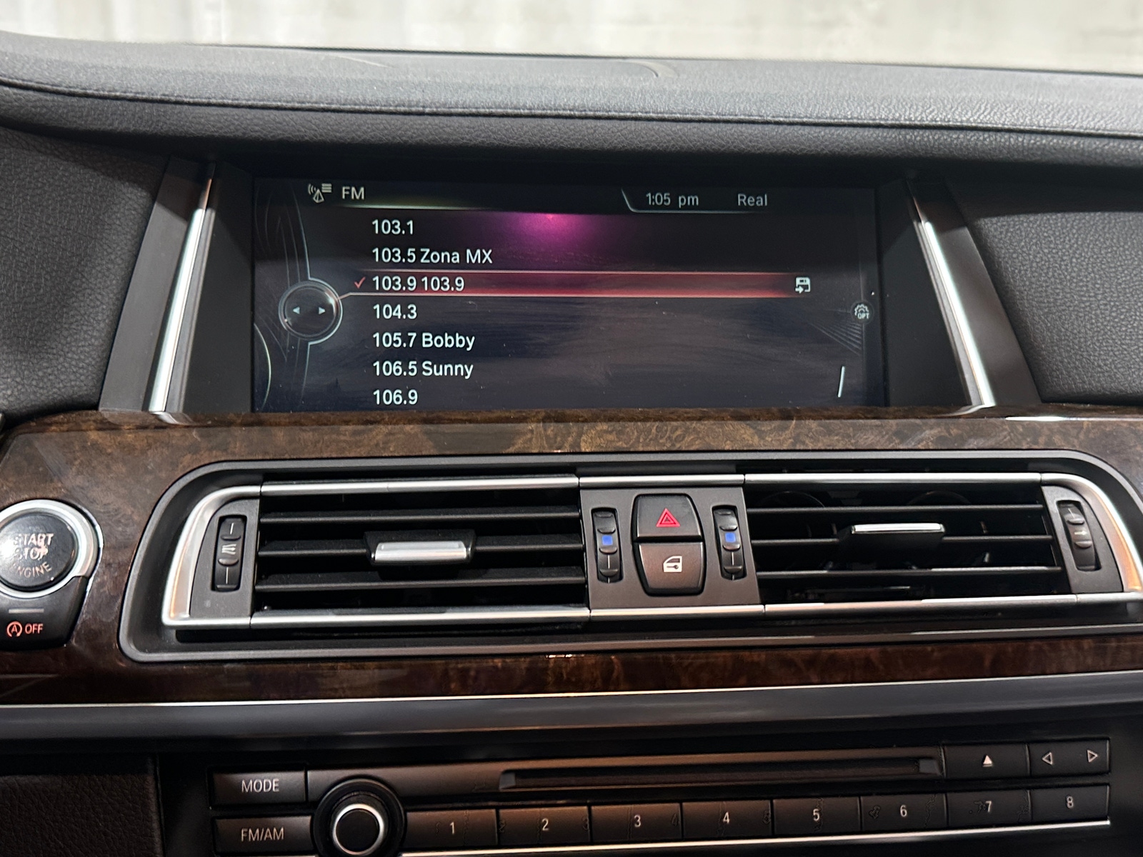 Thumbnail: 2013 BMW 7 Series - 3